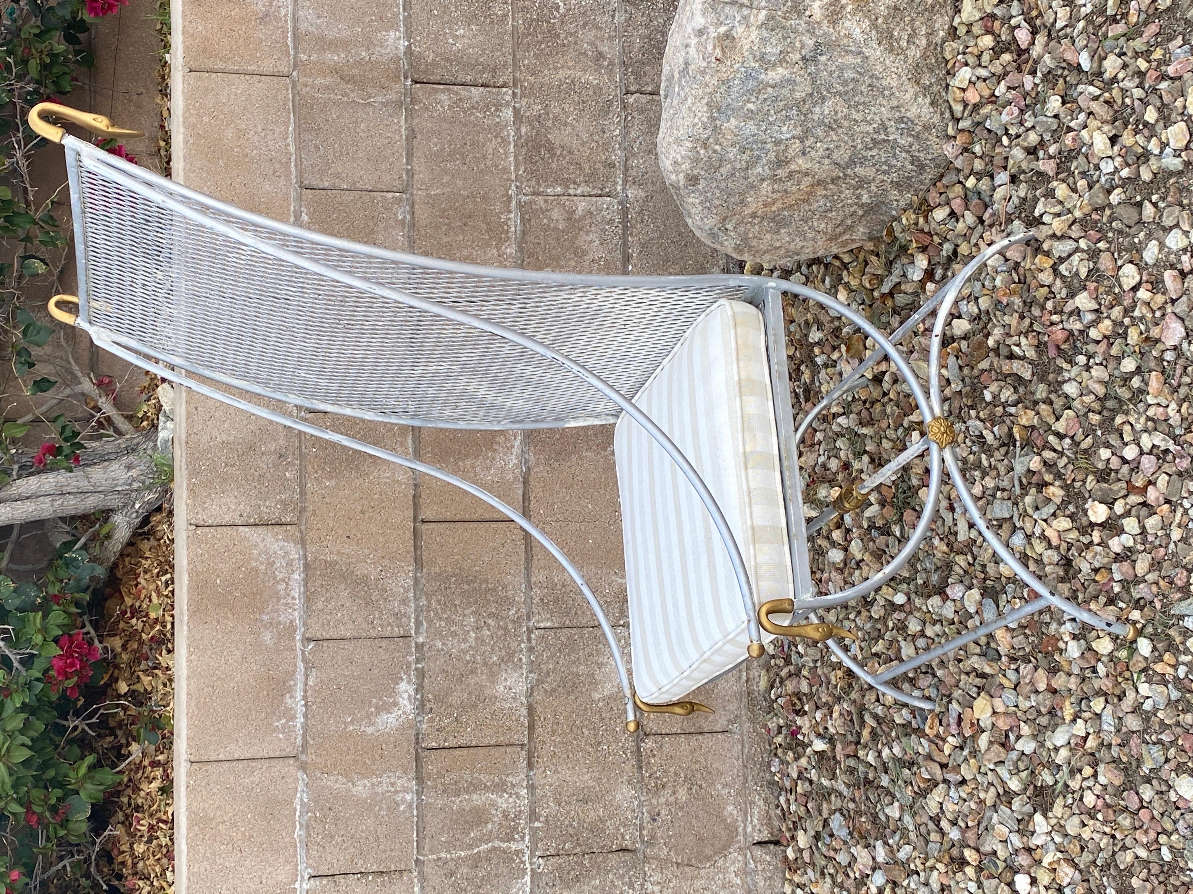 Set di 6 sedie a cigno da patio in stile Maison Jansen, raro stile francese del Medioevo in vendita 13