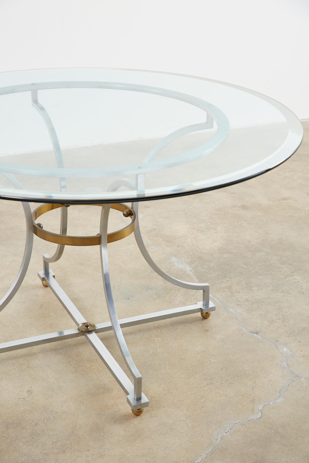 Table centrale en acier et bronze de style Maison Jansen en vente 4