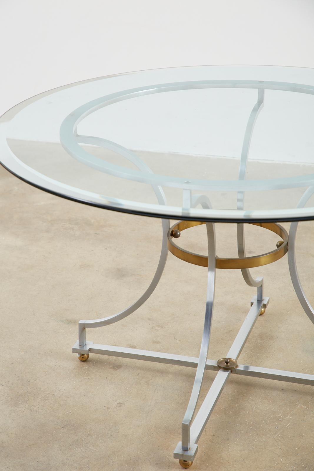 Table centrale en acier et bronze de style Maison Jansen en vente 1