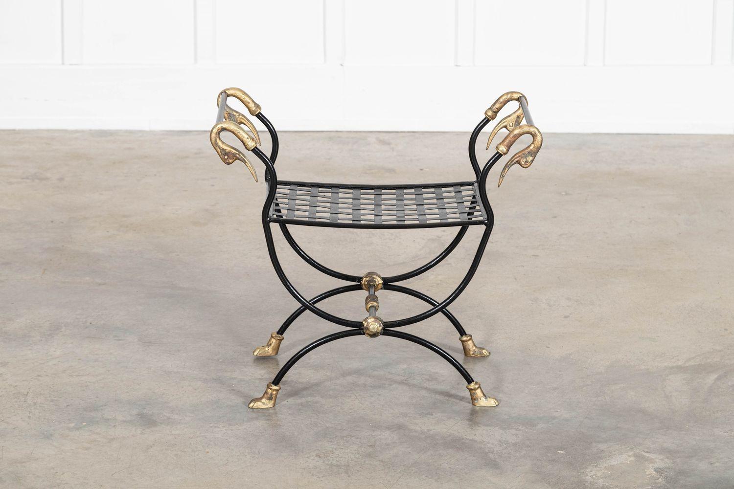 Maison Jansen Swan Hocker im Empire-Stil mit Tatzenfüßen im Angebot 4
