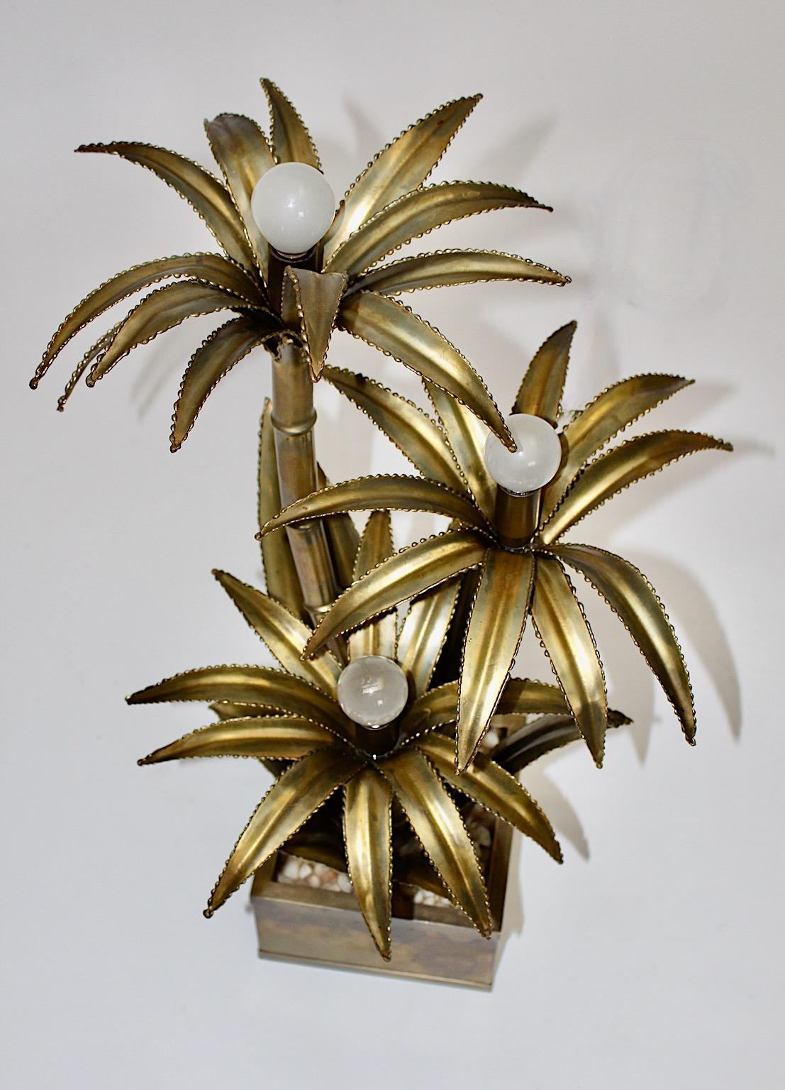 Maison Jansen Vintage Brass Palm Tree Table Lamp, 1970s, France For Sale 4