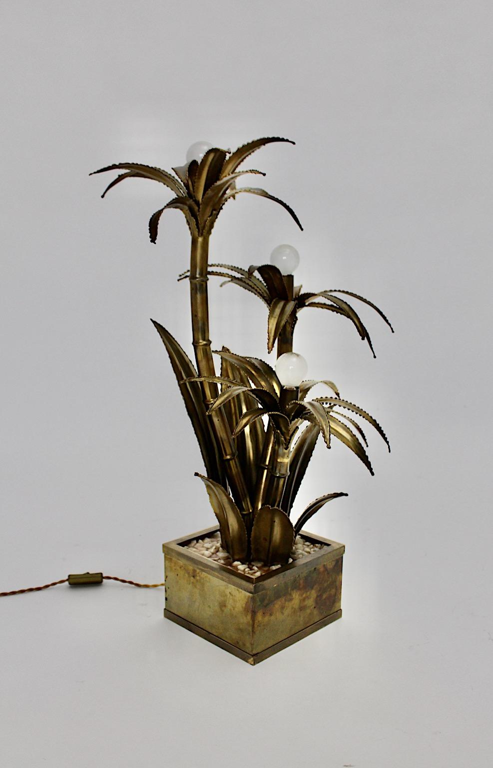 European Maison Jansen Vintage Brass Palm Tree Table Lamp, 1970s, France For Sale