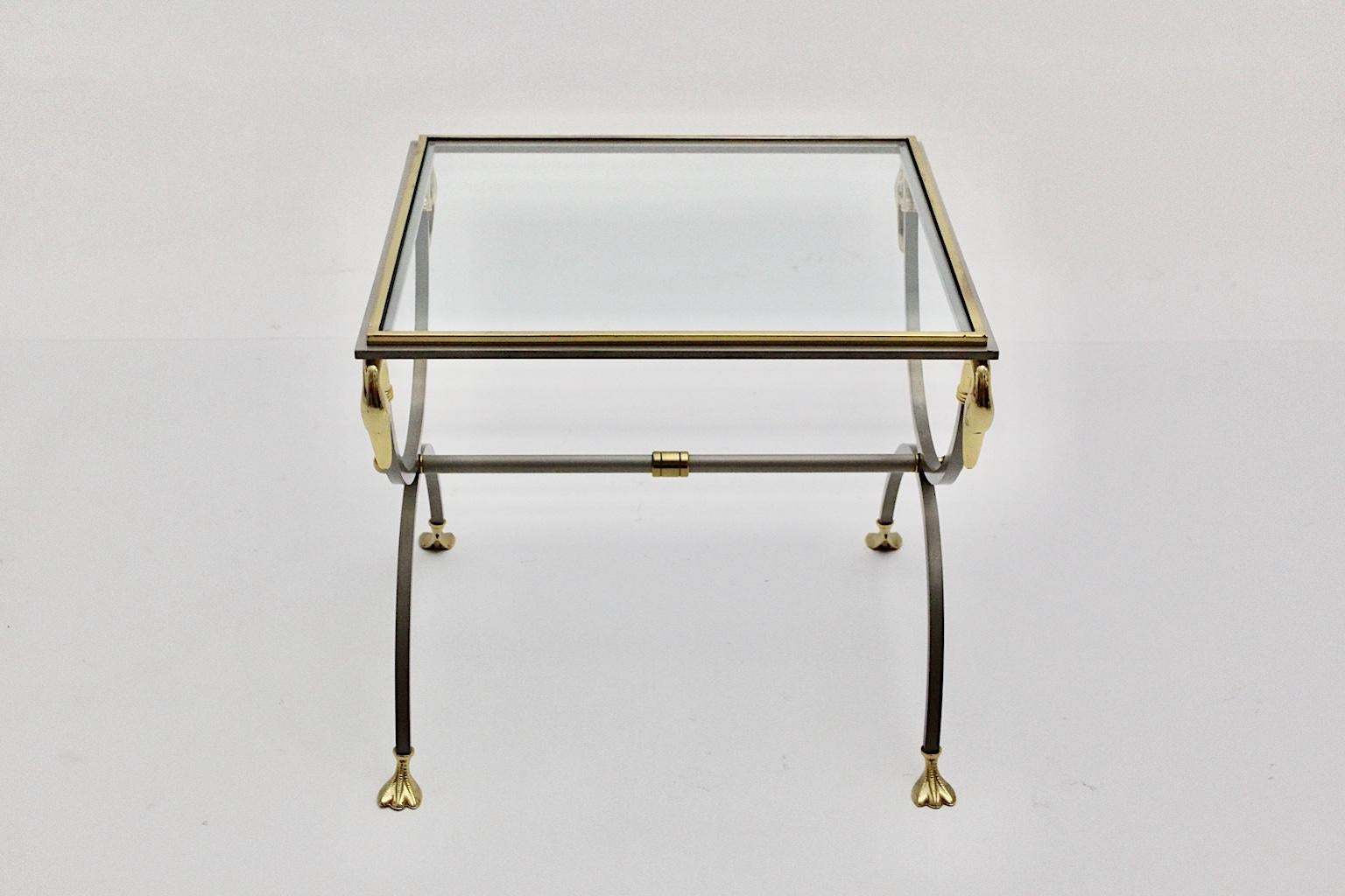 Fin du 20e siècle Maison Jansen table basse vintage en acier inoxydable doré, circa 1970, France en vente