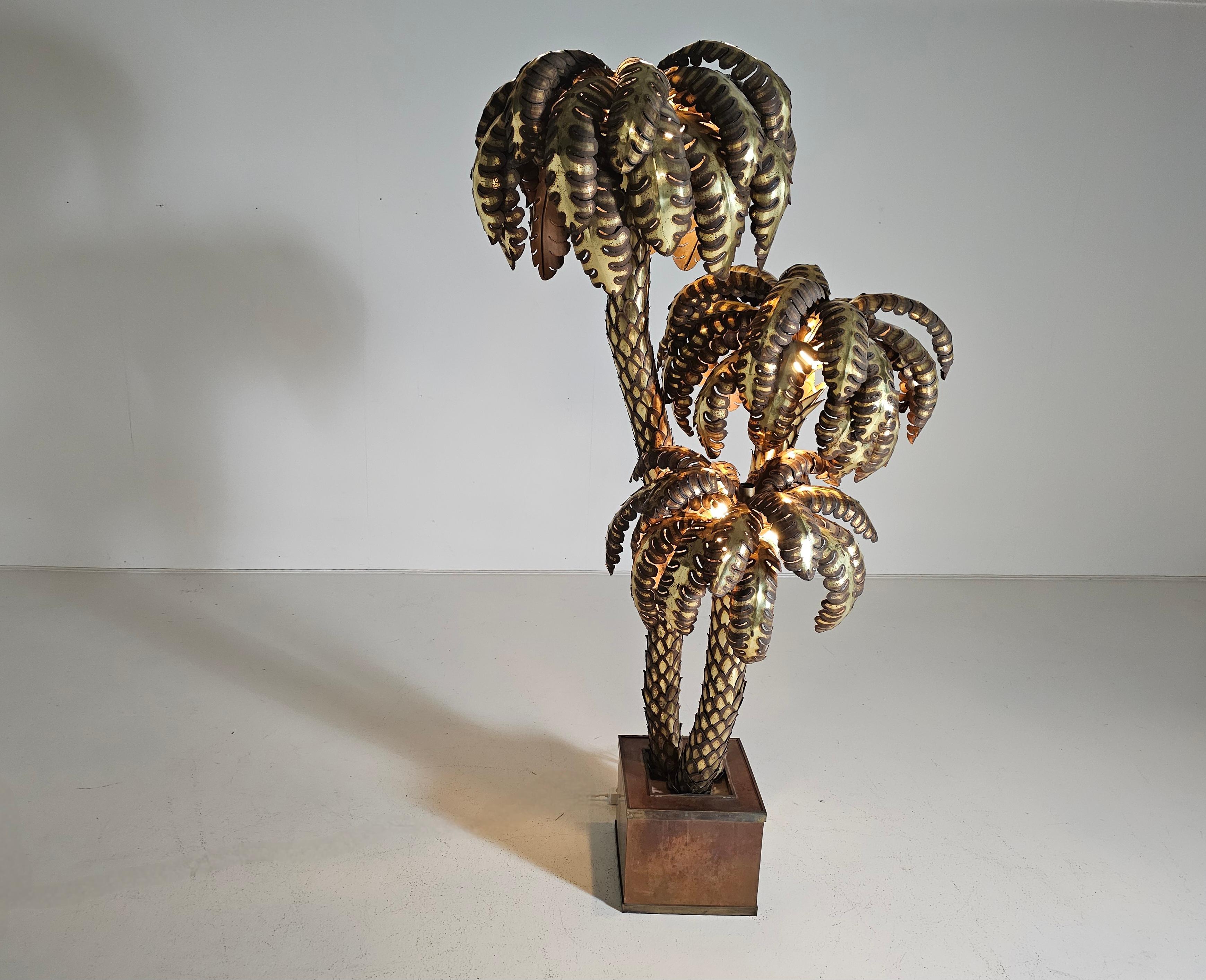 Français Lampe de palmier Maison Jansen XXL en laiton, années 1960 en vente