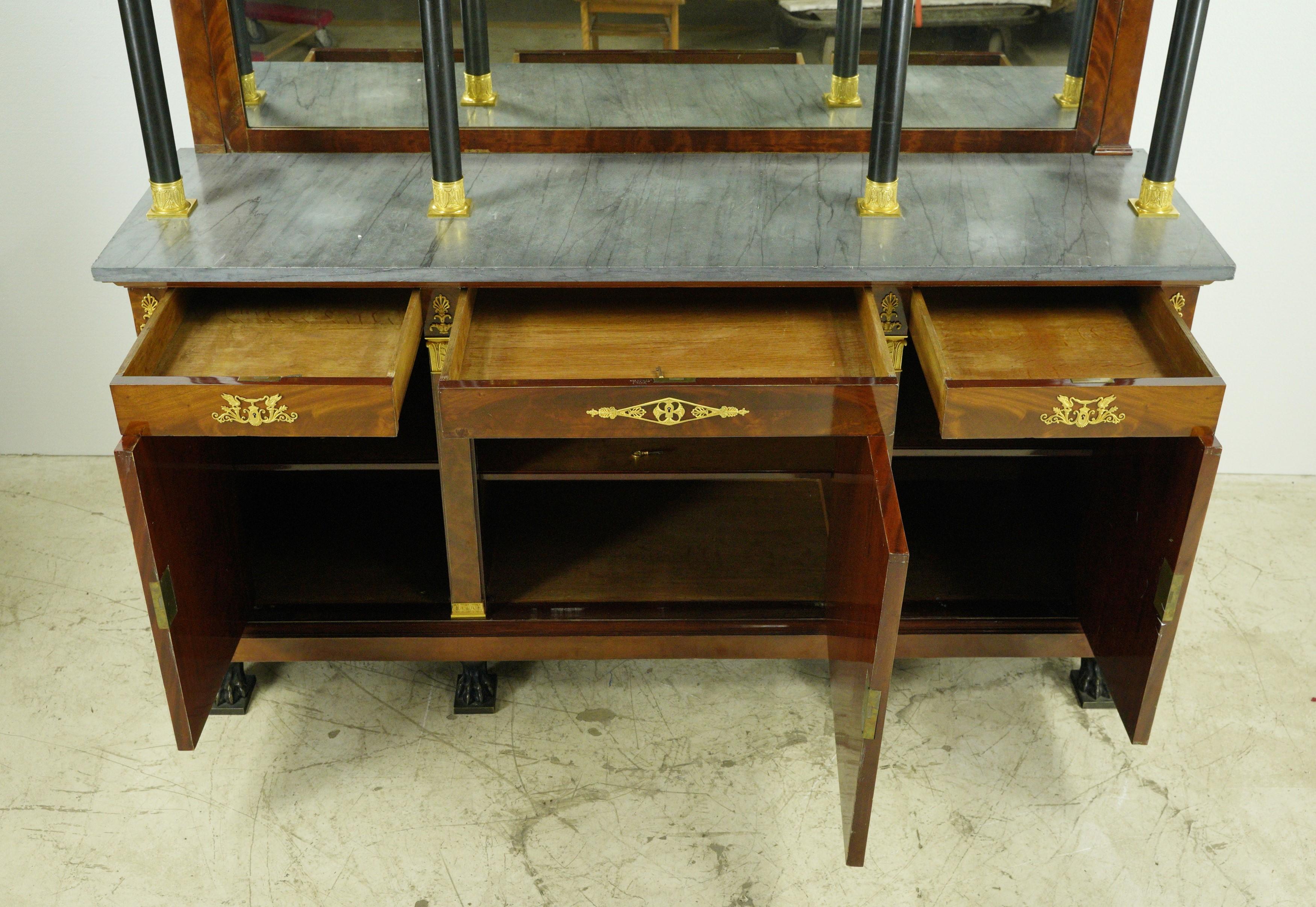 Maison Krieger Buffet Empire français Acajou Bronze doré en vente 5