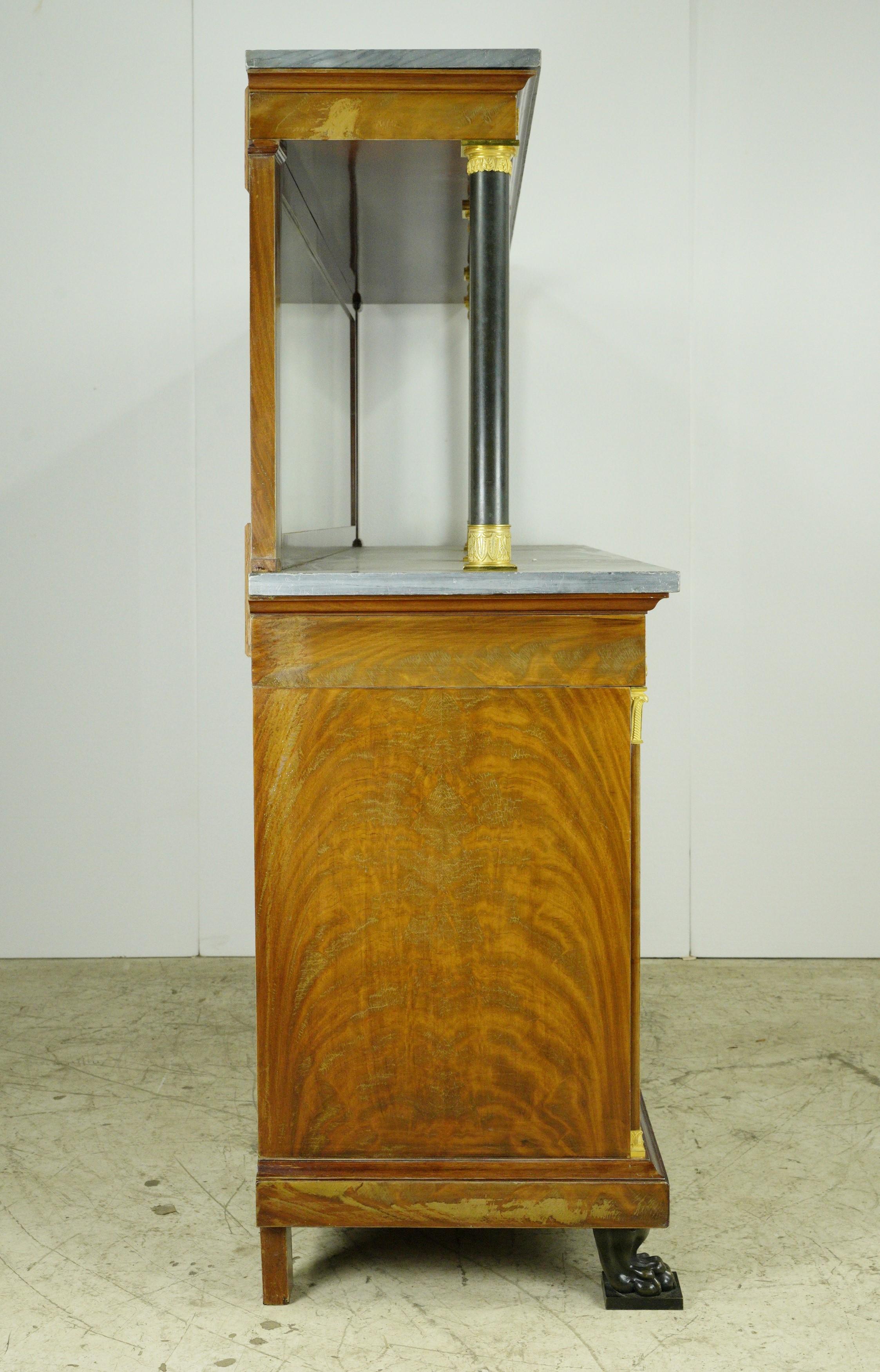 Maison Krieger Buffet Empire français Acajou Bronze doré en vente 9