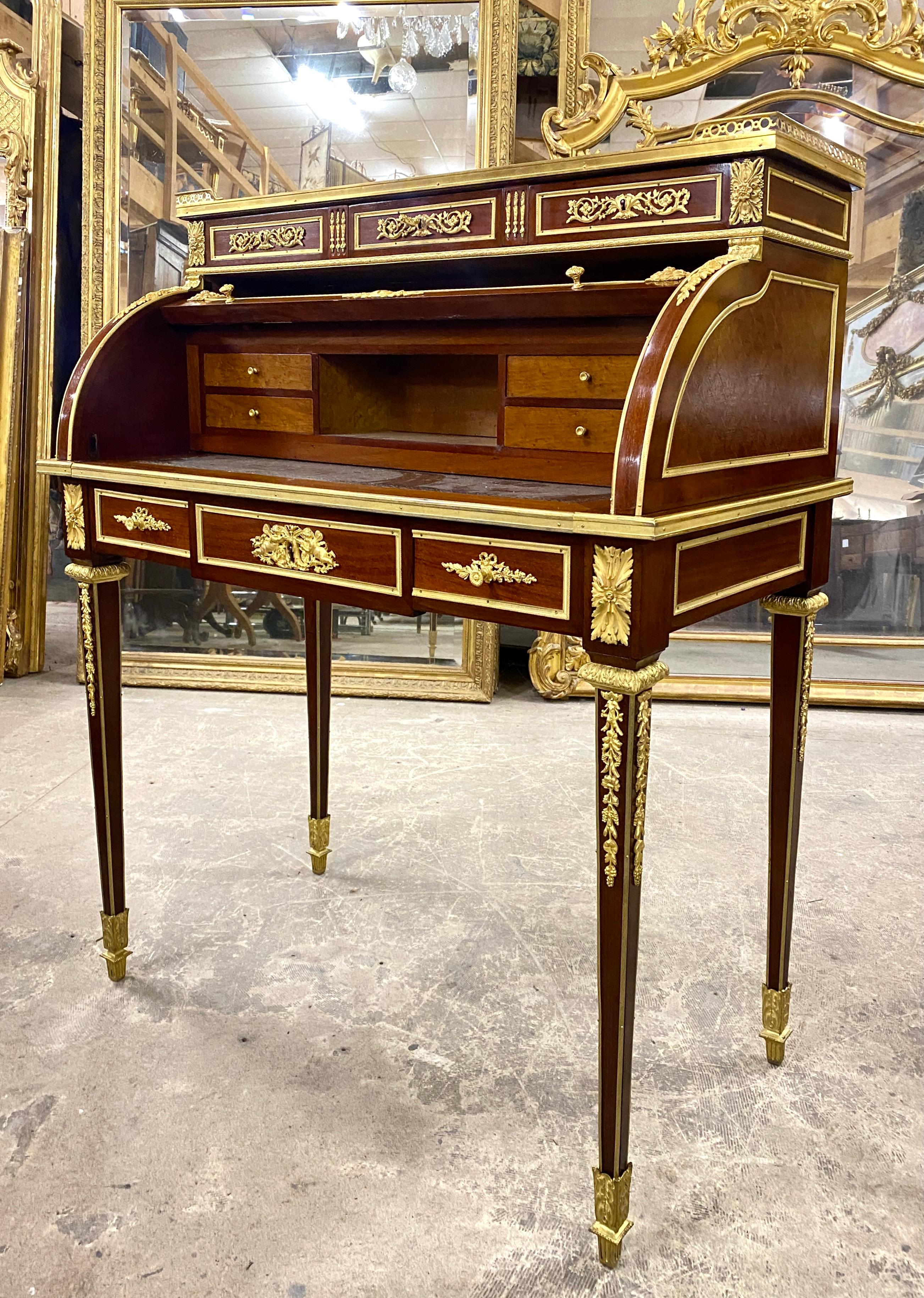 Maison Krieger, Louis XVI Style Cylinder Desk in Marquetry and Gilded Bronze 2