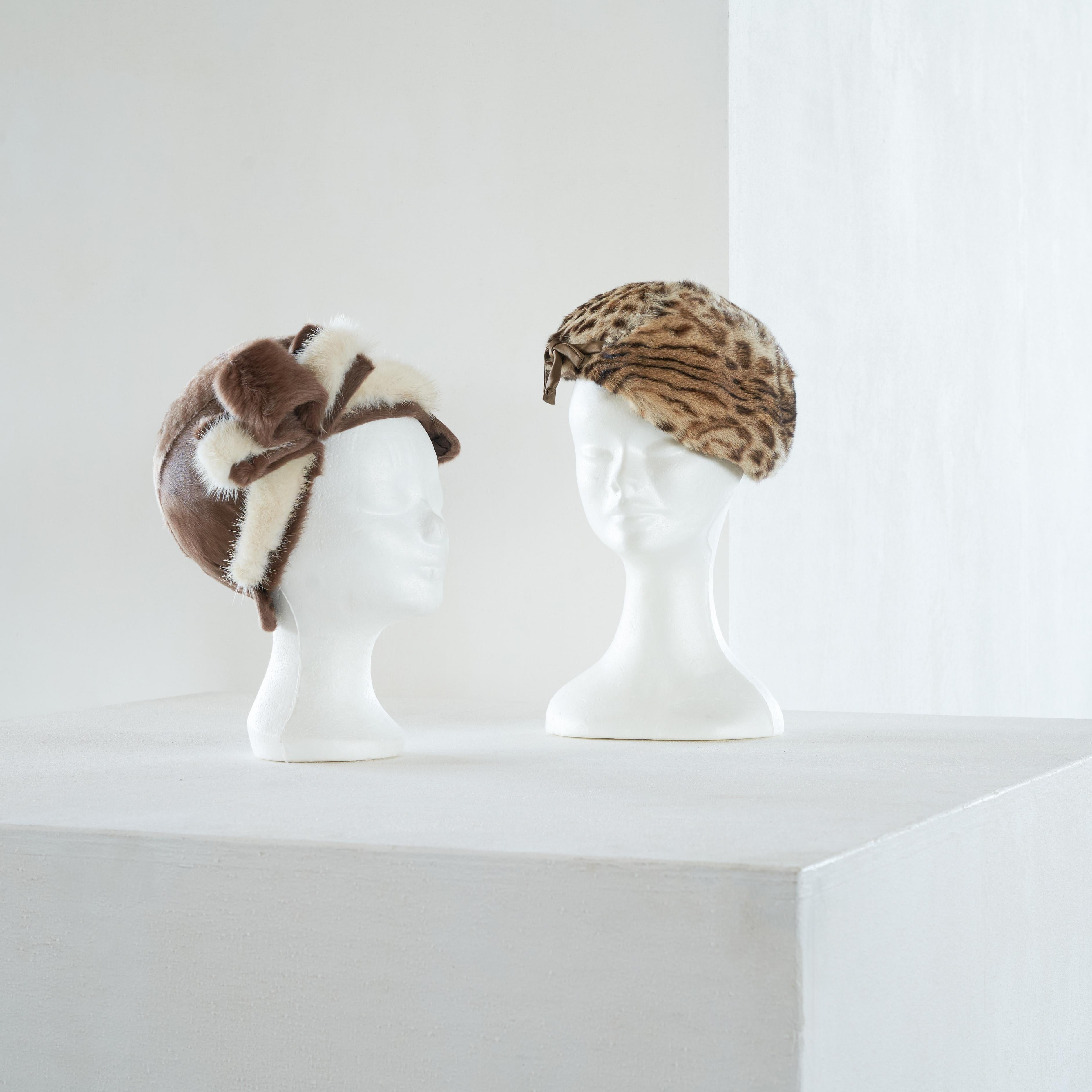 'Maison Kuiper' pair of 2 fur beret style hats, The Netherlands, 1950s.

This is a rare pair of beret style hats in fur made by 'Maison Kuiper' a very high-end boutique in Zeist, The Netherlands. Maison Kuiper was one of the most luxurious stores