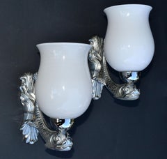 Maison Lancel - Paire d'appliques Koi Fish en nickel avec abat-jour en verre opalin soufflé - France 1950-Paire