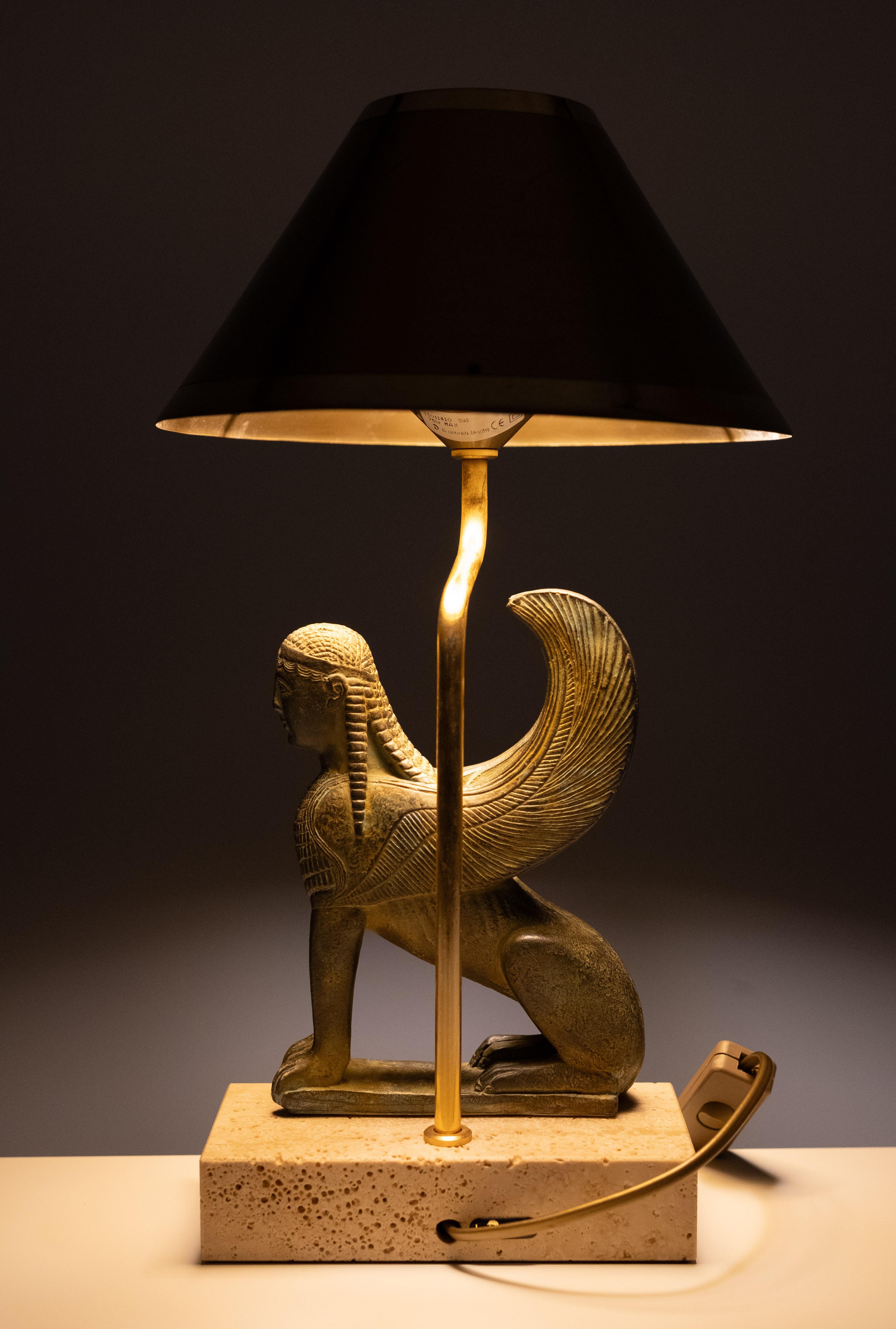 Maison Le Dauphin Frankreich,  Außergewöhnliche Sphinx Tischlampe 1970er im Angebot 4