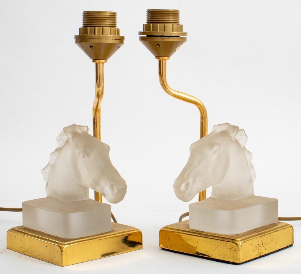 Bronze Maison Le Dauphin Lampes Cheval en verre et bronze, 2 en vente