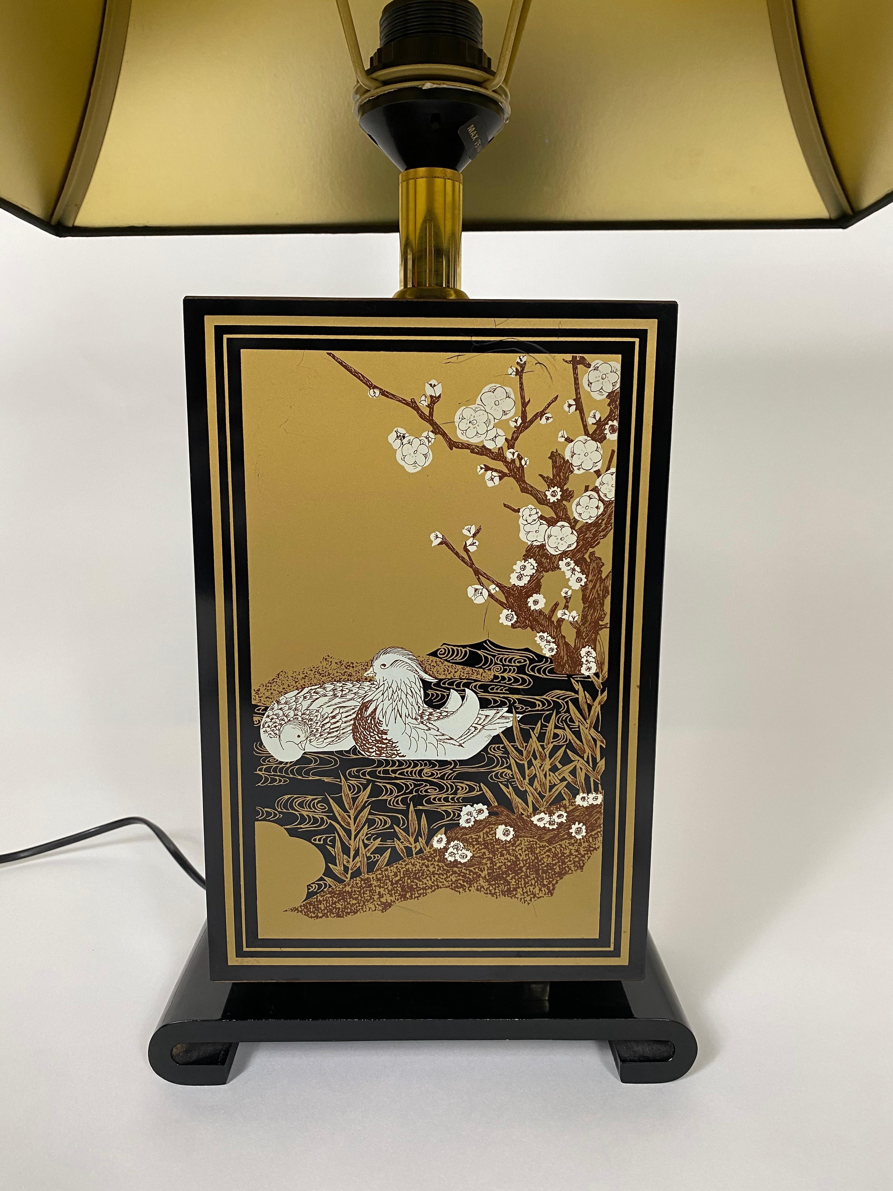 Maison Le Dauphin Pagode Design-Tischlampe, Hokkaido-Tischlampe, Frankreich, 1970er Jahre (Hollywood Regency) im Angebot
