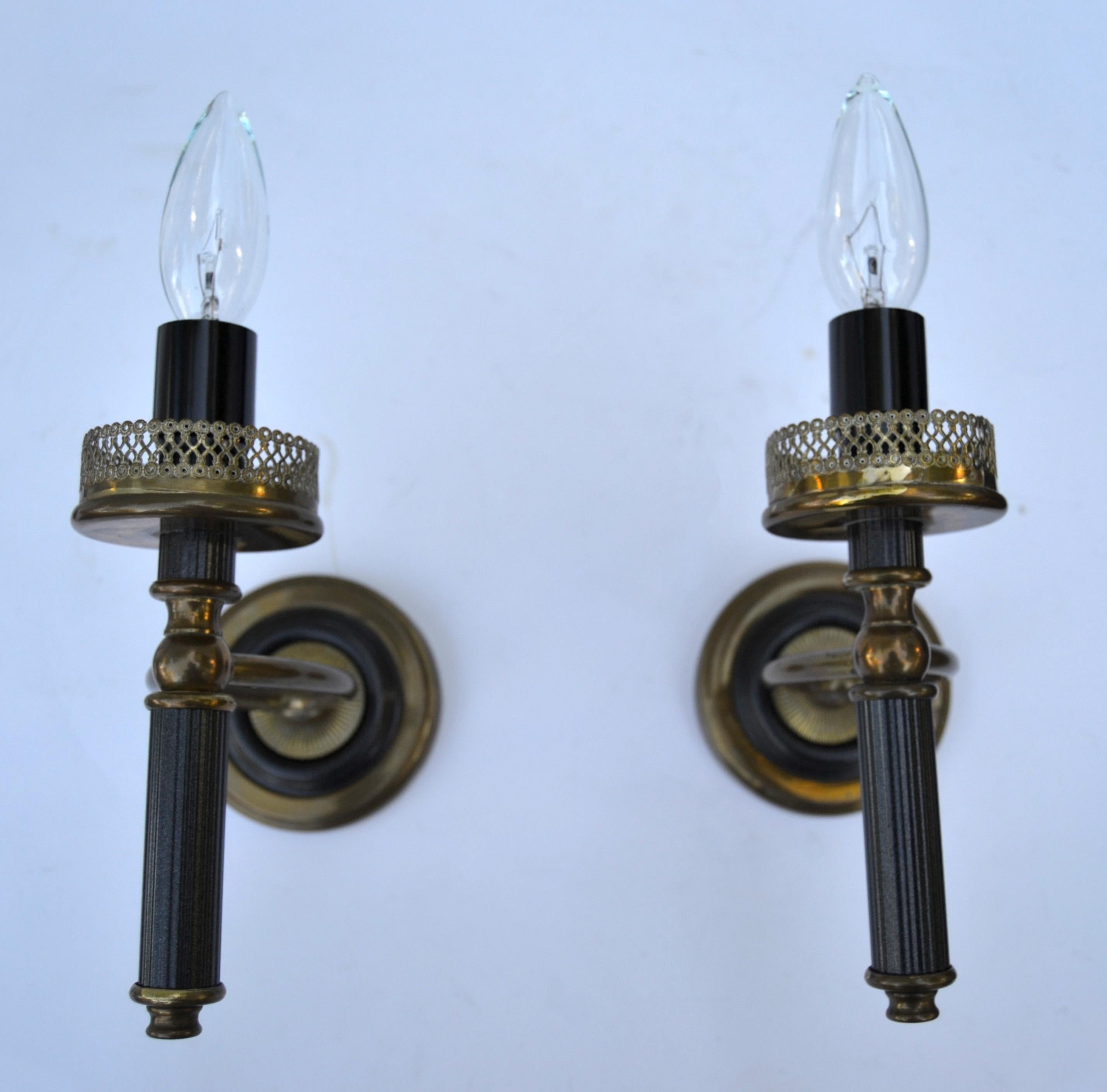 Maison Lunel French Art Deco Two Patina Brass and Gun Metal Wall Sconces, Pair For Sale 7