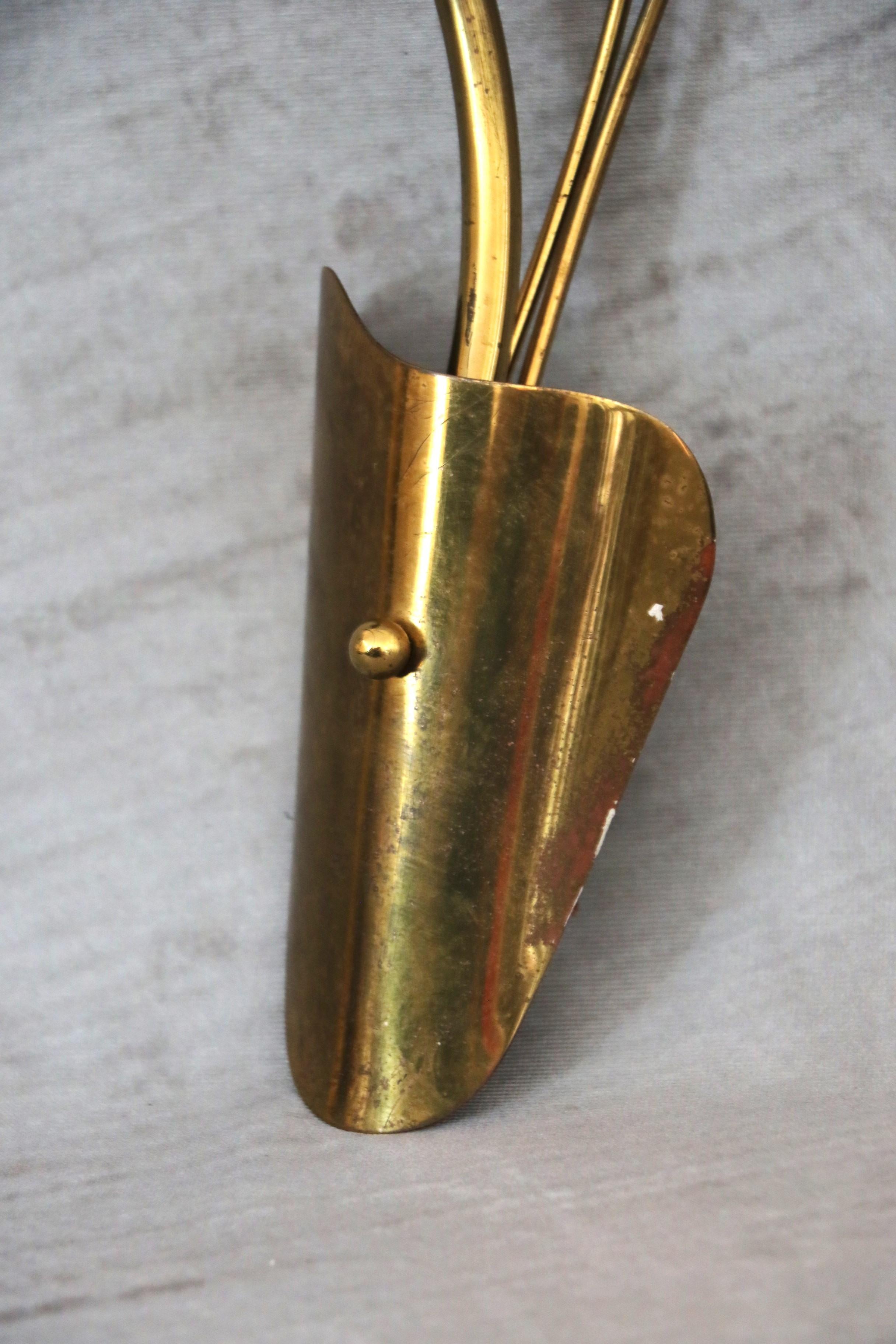 Maison Lunel - Pair of Mid-Century Modern Brass Wall lights - 1950s France For Sale 1