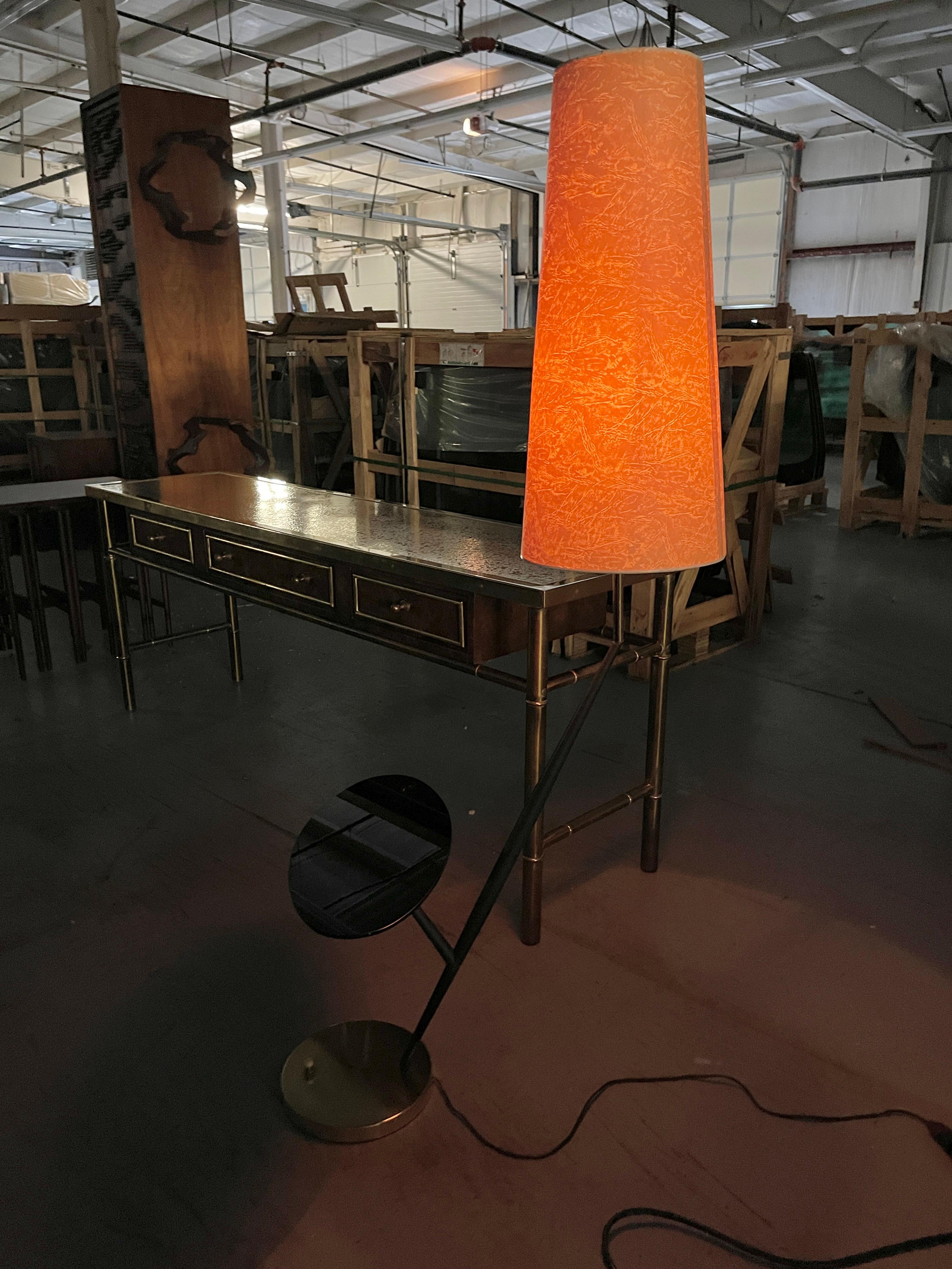 Maison Lunel Rakish Floor Lamp with Oval Table 4
