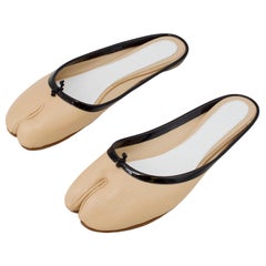 Maison Margeila Beige Leather Slides with Black Patent Leather Trim