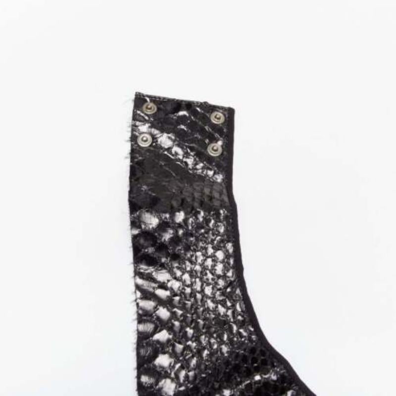 MAISON MARGIELA 2011 black scaled leather bib collar One Size 5