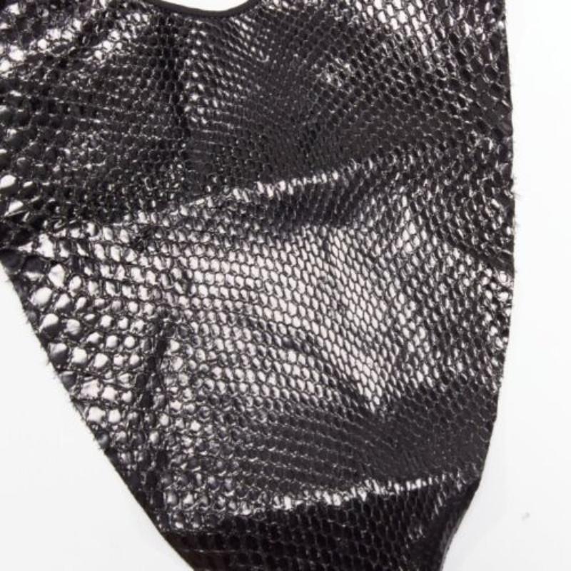 MAISON MARGIELA 2011 black scaled leather bib collar One Size 6