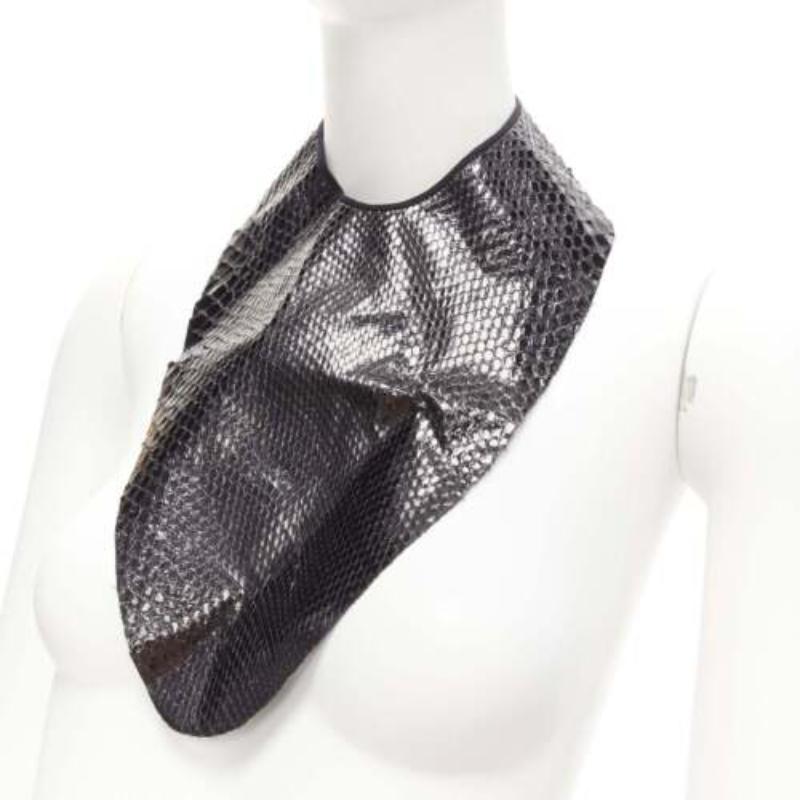 MAISON MARGIELA 2011 black scaled leather bib collar One Size 1