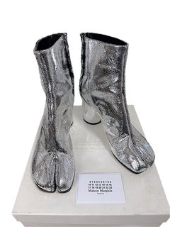 Bottines Tabi Maison Margiela 2022 en cuir métallisé argenté craquelé, taille 38