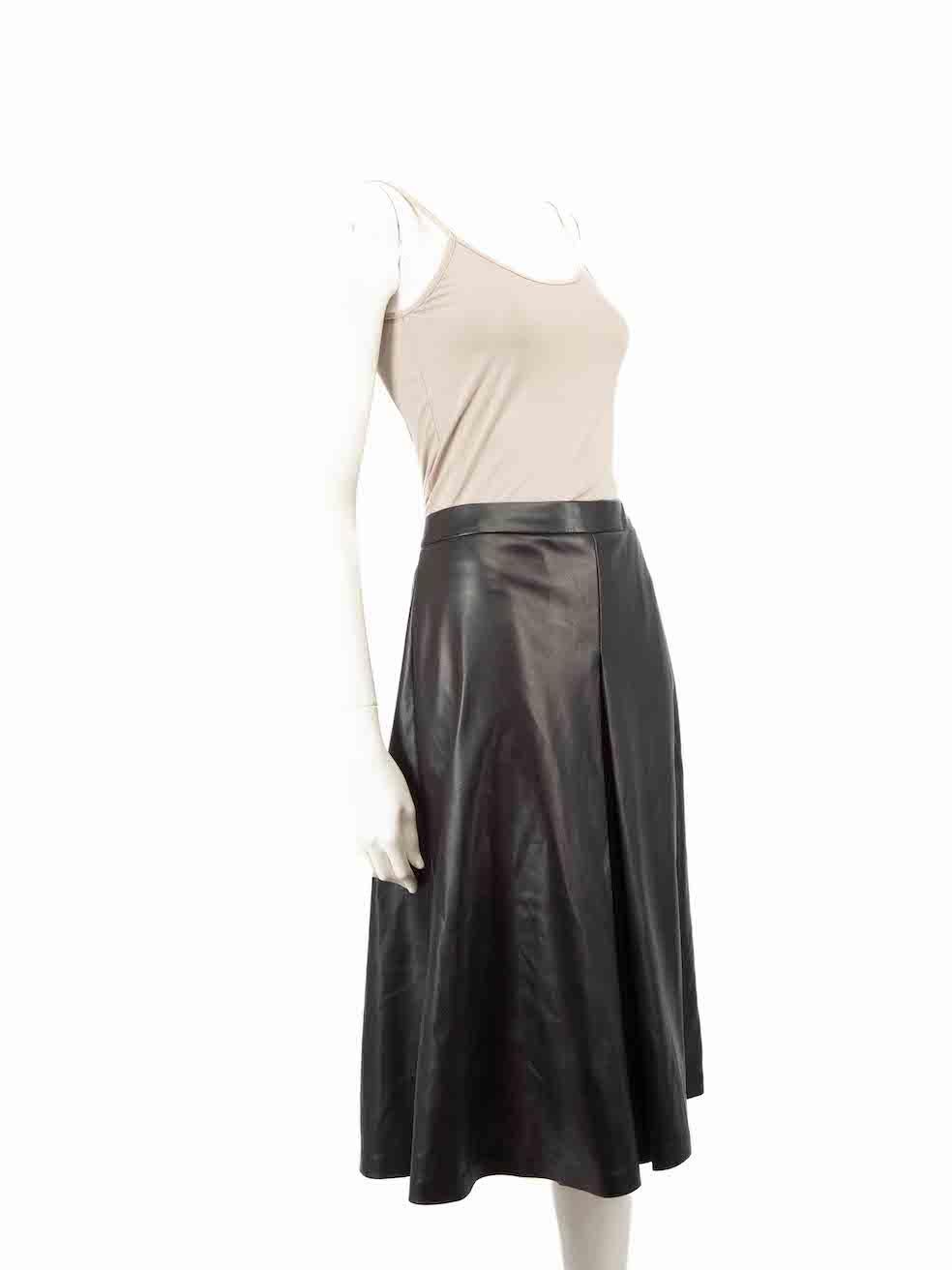 CONDITION is Very good. Hardly any visible wear to shorts is evident on this used Maison Margiela designer resale item.
 
 
 
 Details
 
 
 Black
 
 Faux leather
 
 Long shorts
 
 Pleated
 
 Side zip and snap button fastening
 
 
 
 
 
 Made in