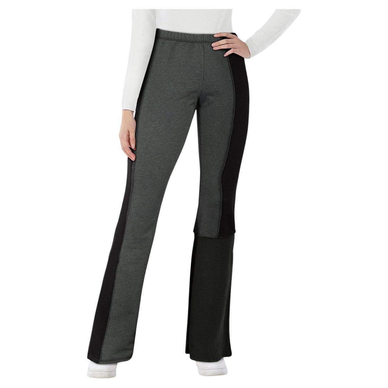 Maison Margiela Pantaloni svasati in maglia nera e grigia taglia XS in vendita