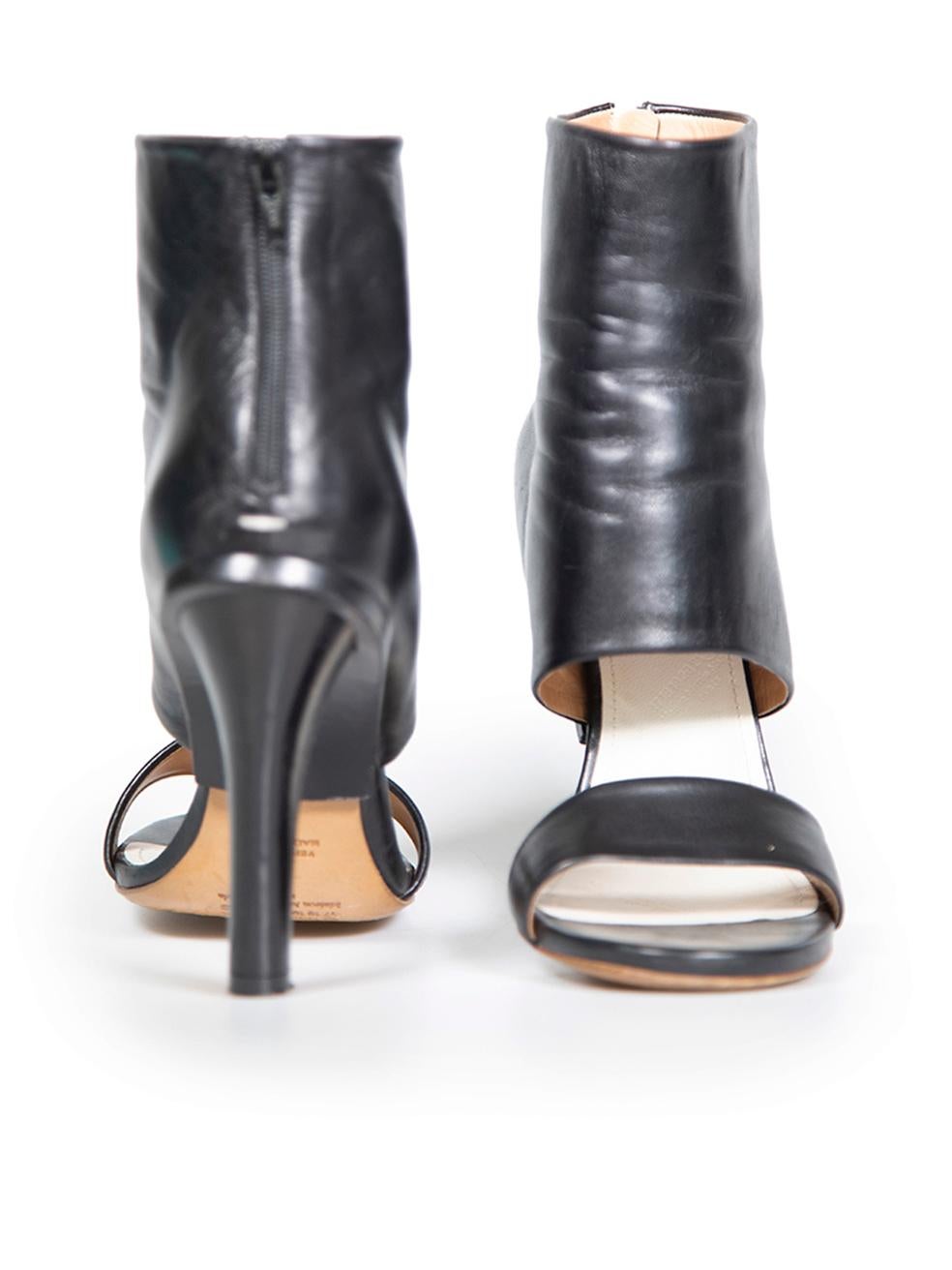 Maison Margiela Black Leather Ankle Heels Size IT 37 In Good Condition For Sale In London, GB