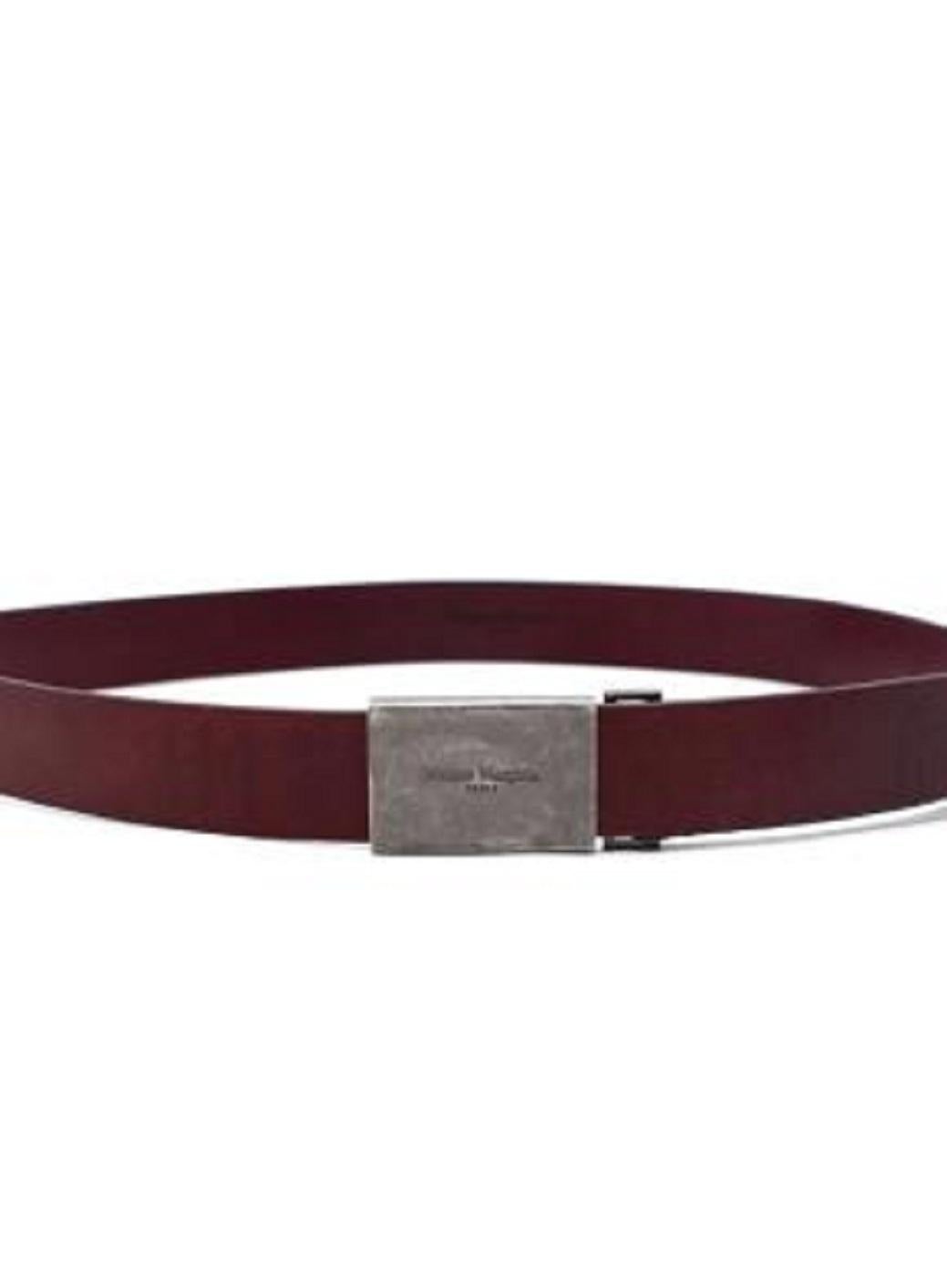 Maison Margiela Dark Plum Leather Belt with Burnished Buckle

- Burgundy smooth leather belt 
- Plate buckle in burnished silver-tone metal
- Adjustable

Materials:
Leather

Made in Italy

PLEASE NOTE, THESE ITEMS ARE PRE-OWNED AND MAY SHOW SIGNS OF