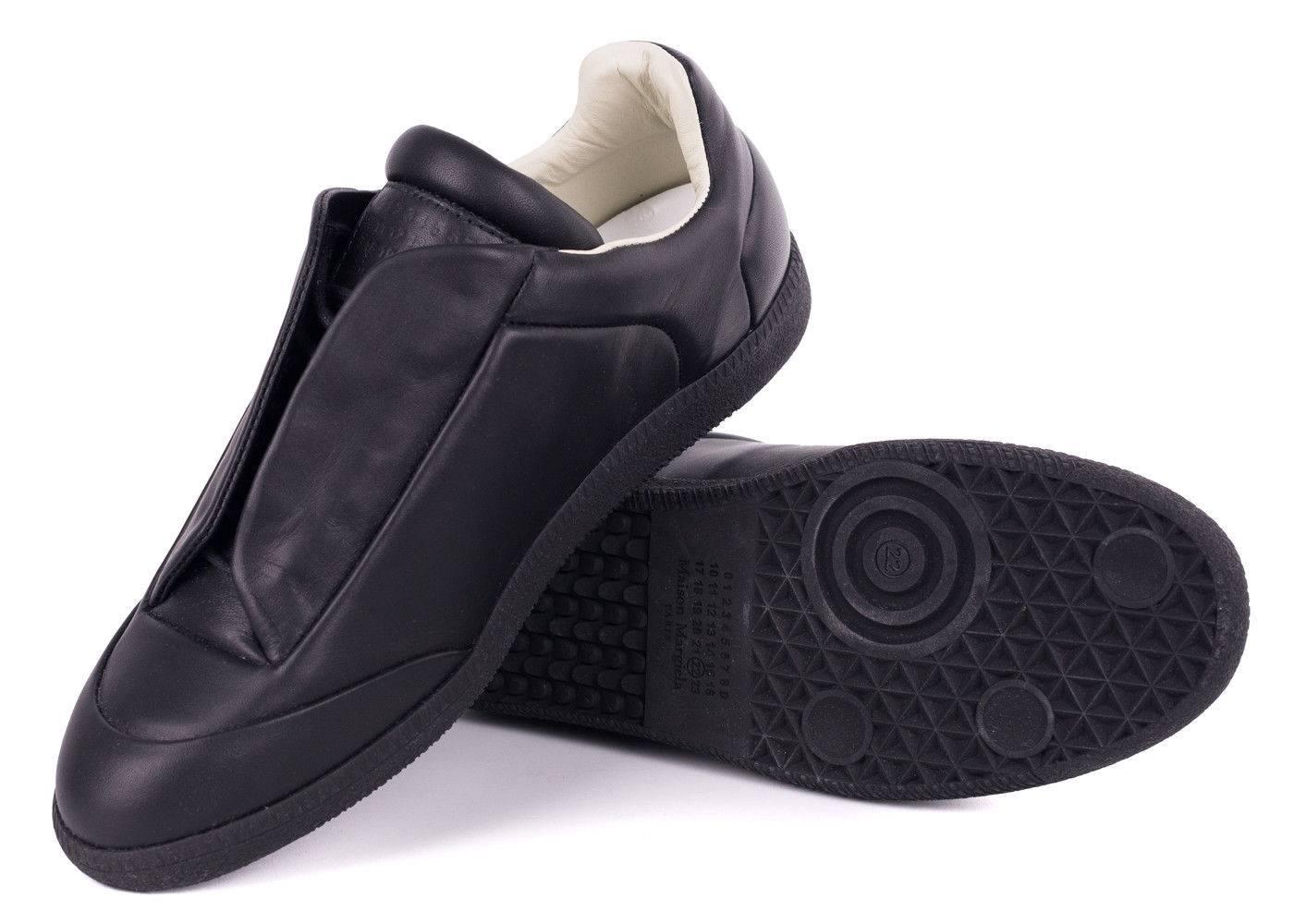 Maison Margiela Mens Black Leather Future Low Top Sneakers In New Condition For Sale In Brooklyn, NY
