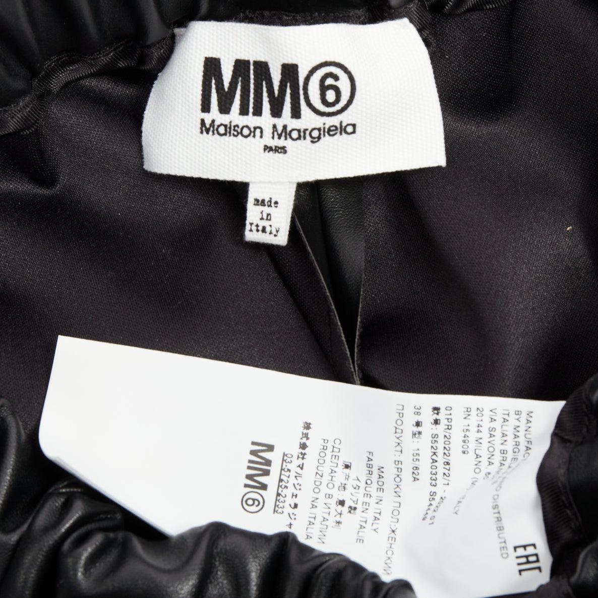 MAISON MARGIELA MM6 MM6 pantalon cropped en faux cuir noir avec œillets IT38 XS en vente 3