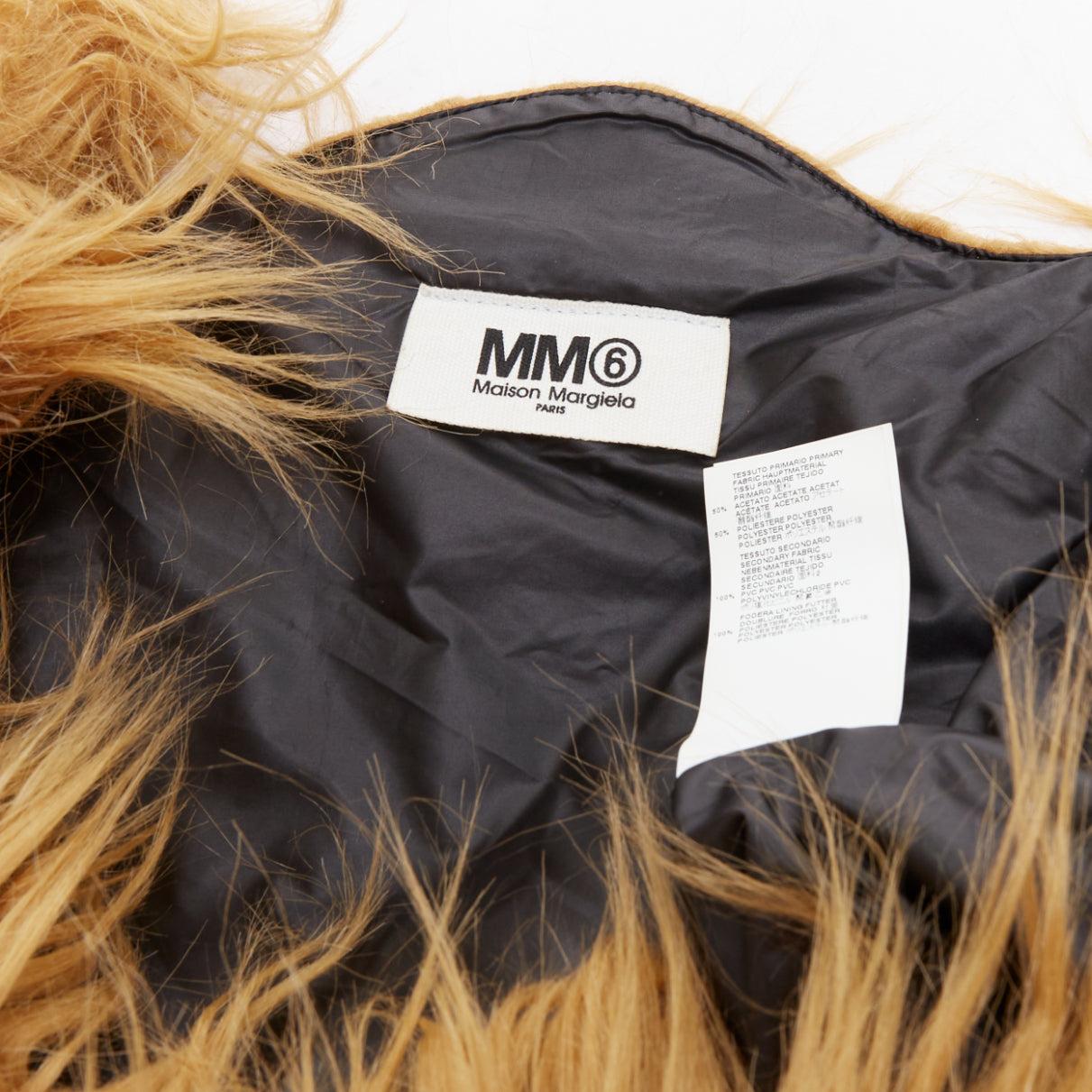 Maison Maison Margiela MM6 Maison Margiela MM6 sac fourre-tout en fausse fourrure brune à pochettes en PVC en vente 4