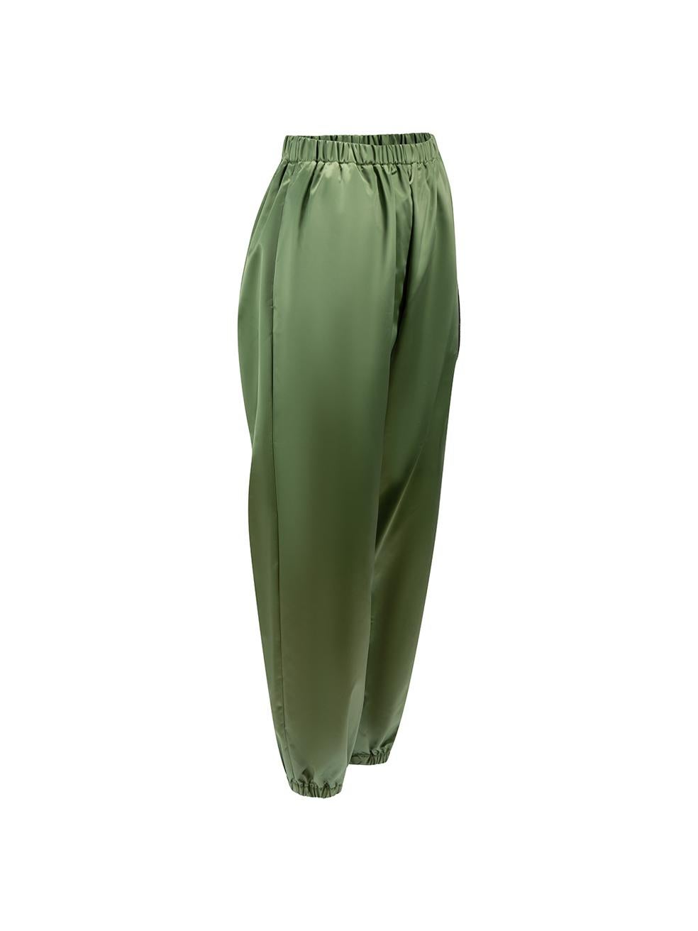 CONDITION is Very good. Minimal wear to trousers is evident. Minimal wear to front waist where minor pulling to thread is evident on this used MM6 Maison Margiela designer resale item.



Details


Green

Synthetic

Sweatpants

High rise

6 logo