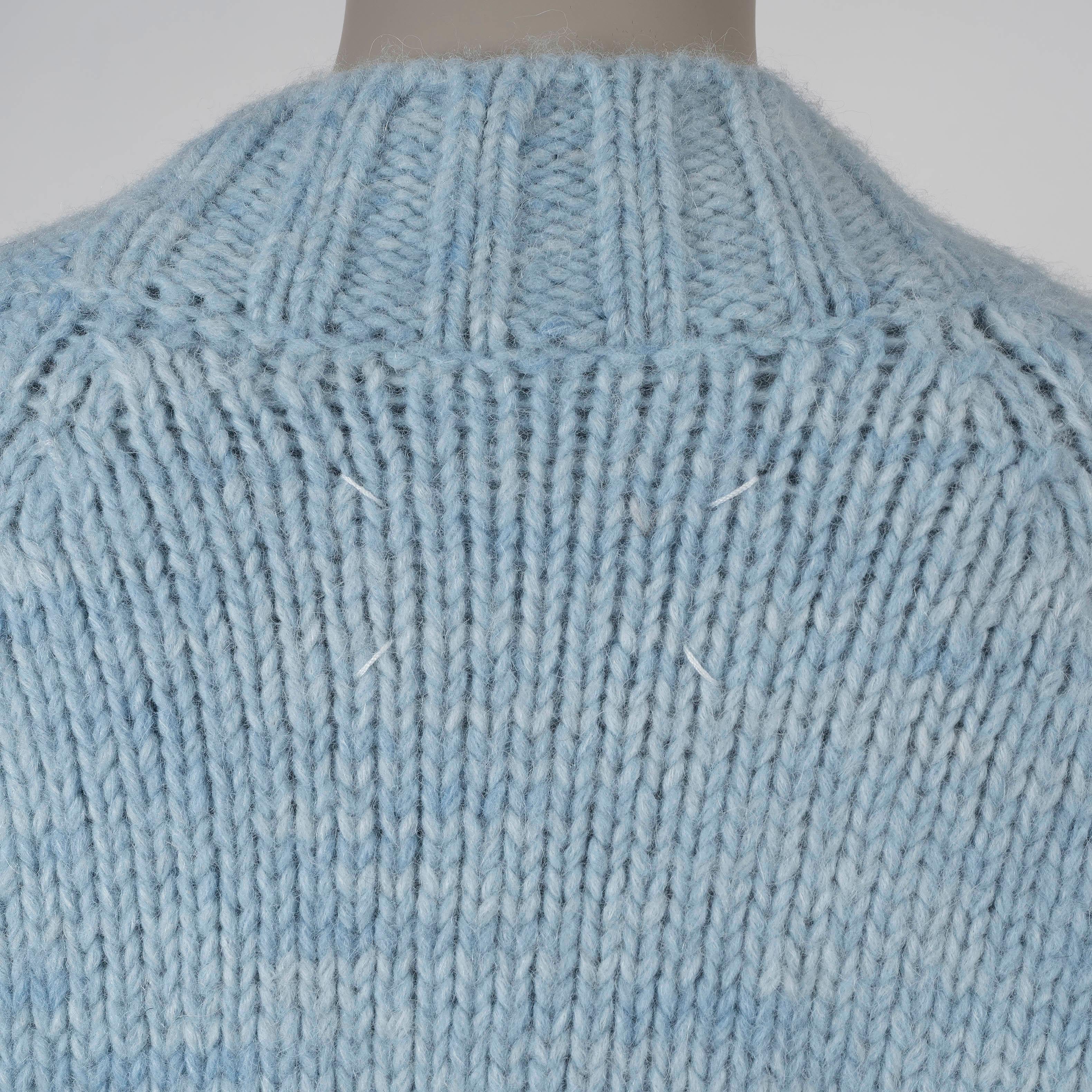 MAISON MARGIELA Cardigan bleu pâle alpaca 2022 CHUNKY Knit Pull S en vente 3