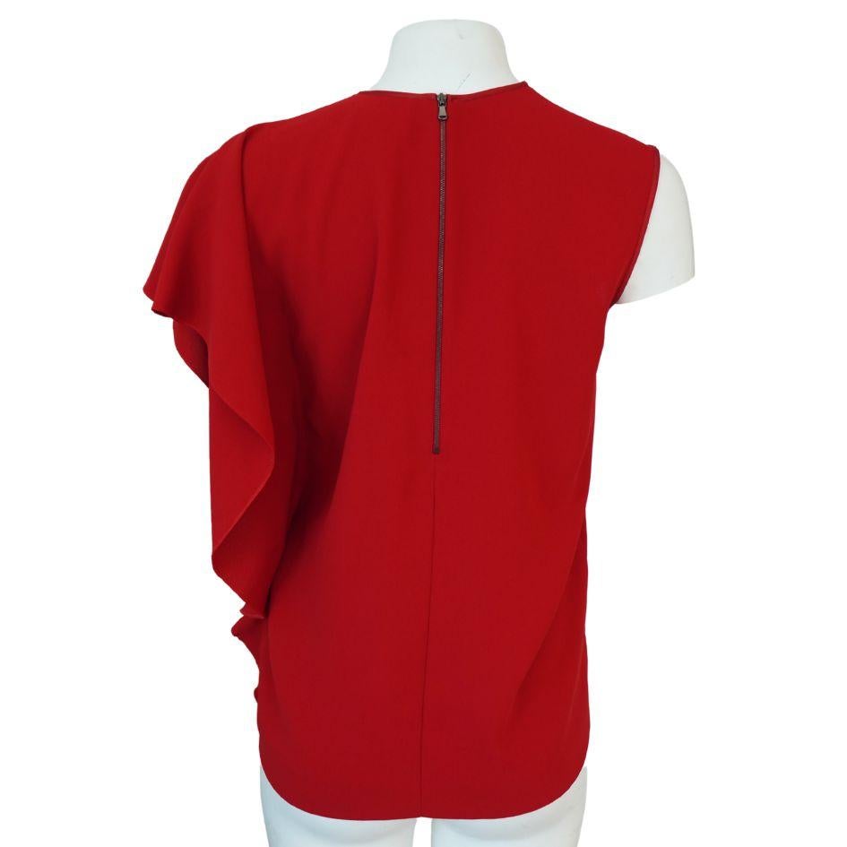 Maison Margiela Top asimmetrico rosso a una manica In condizioni buone in vendita a Beverly Hills, CA