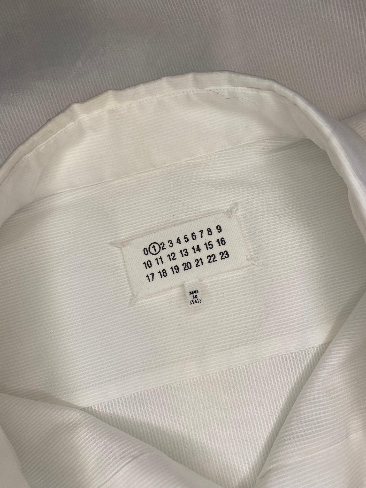 Grigio Maison Margiela - Vestito a camicia con sovrapposizione di trasparenze in vendita
