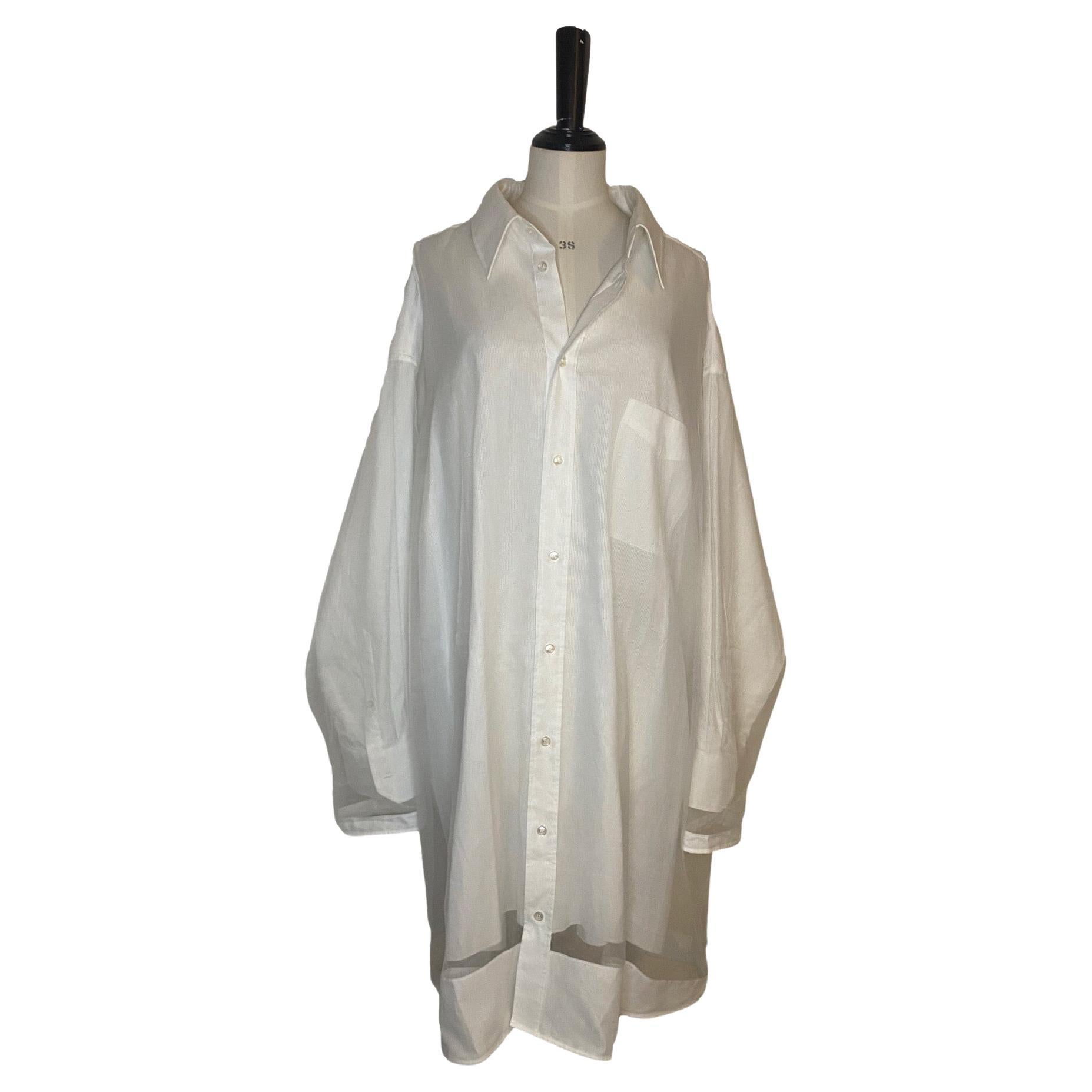 Maison Margiela - Vestito a camicia con sovrapposizione di trasparenze in vendita