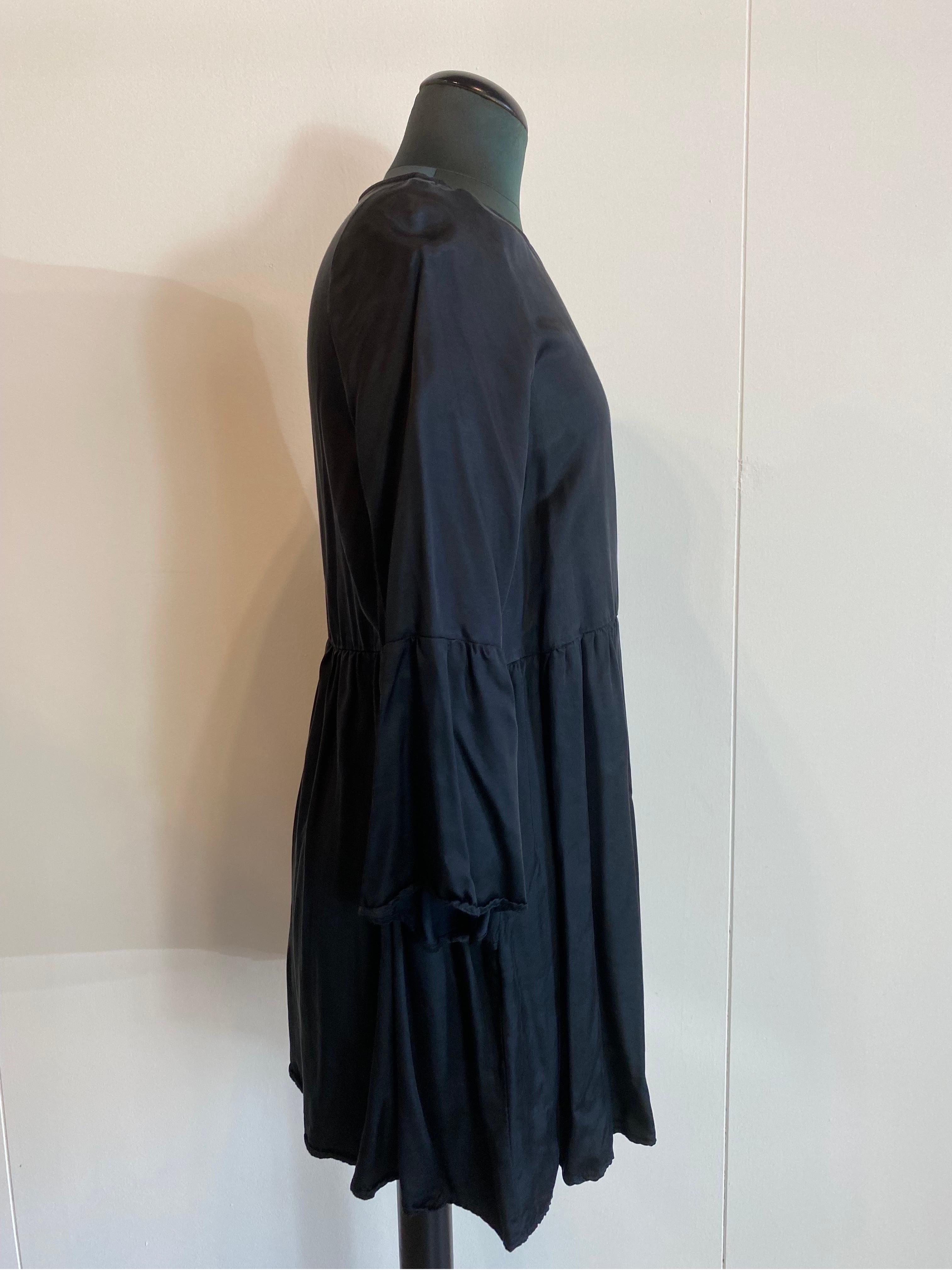 Kurzes schwarzes Kleid von Maison Margiela im Zustand „Hervorragend“ im Angebot in Carnate, IT