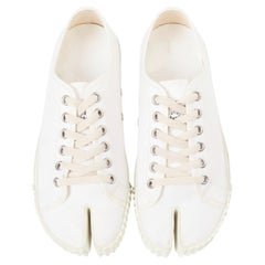 MAISON MARGIELA Tabi white canvas off-white laced low top sneakers EU41