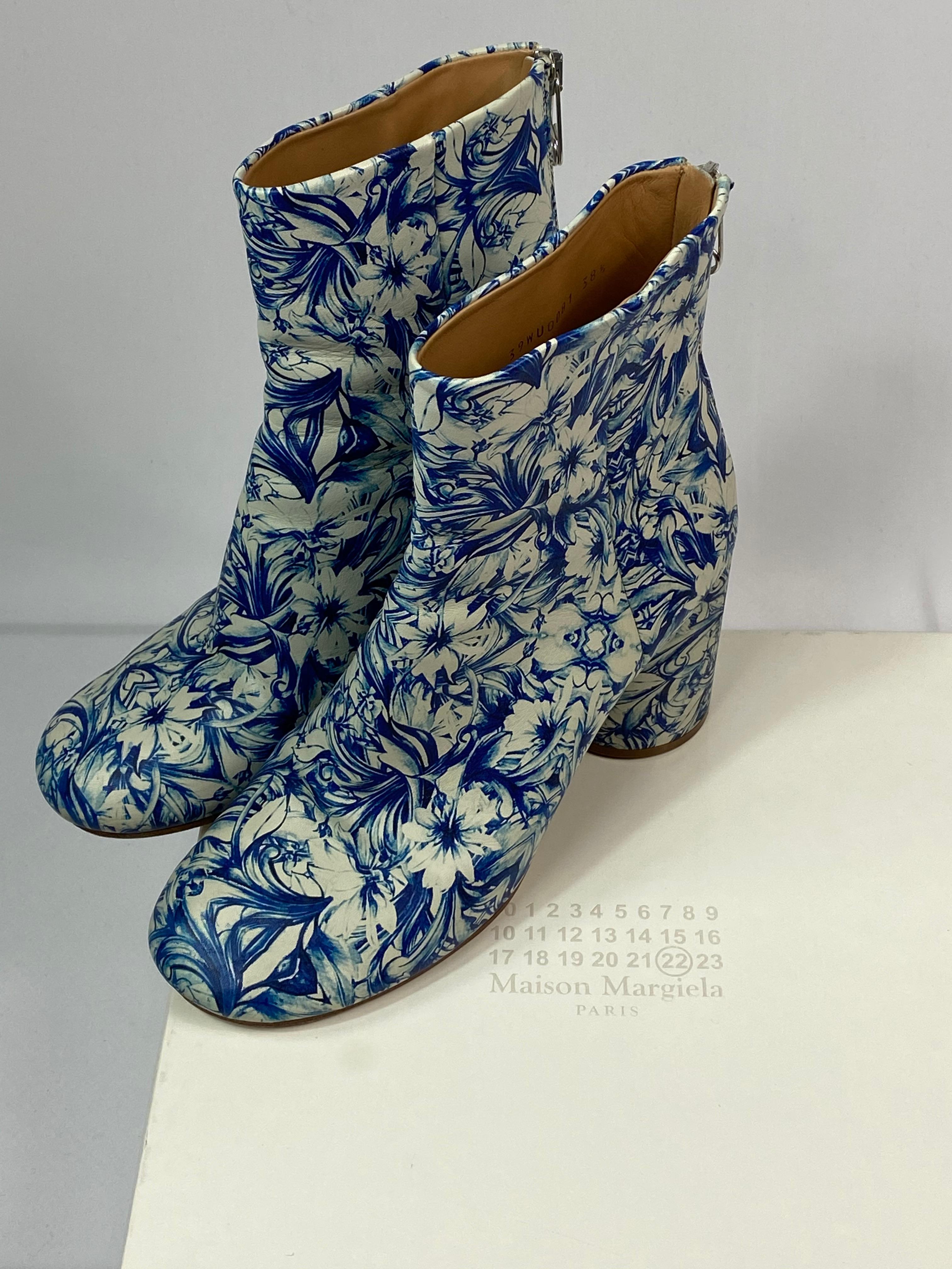 MAISON MARGIELA White and Blue Floral Print Leather Block Heel Booties SIZE 38.5 1
