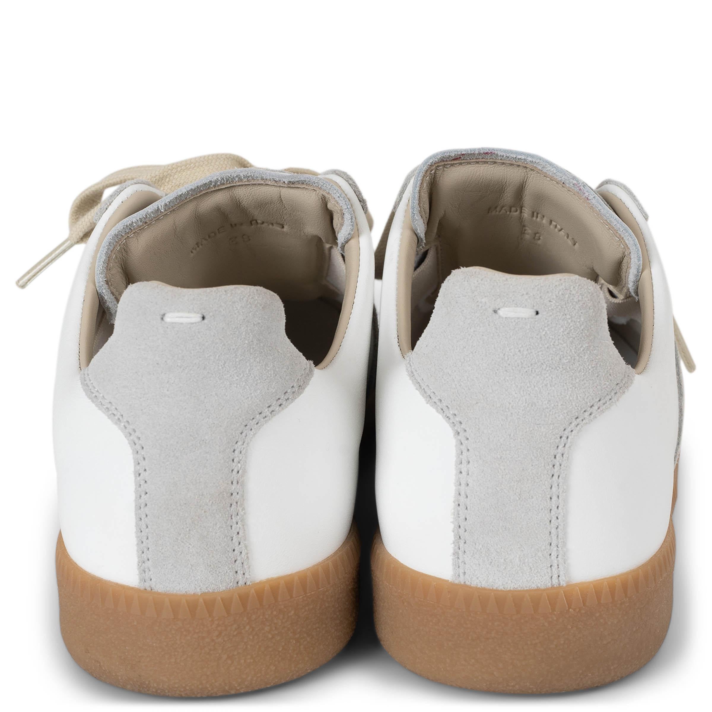 MAISON MARGIELA weiß & grau Leder & Wildleder REPLICA Turnschuhe Schuhe 38 im Zustand „Hervorragend“ im Angebot in Zürich, CH