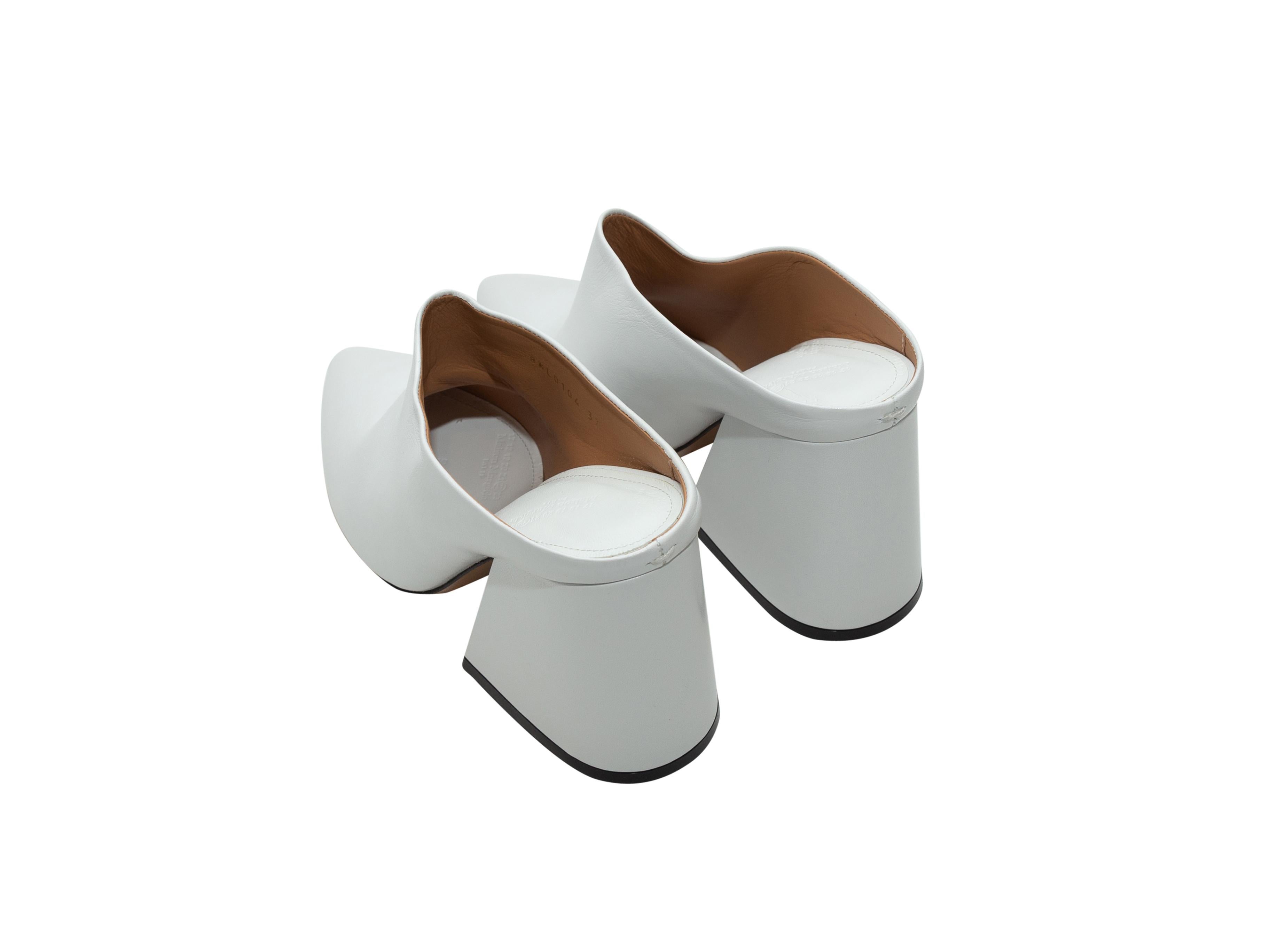 white mules pointed toe