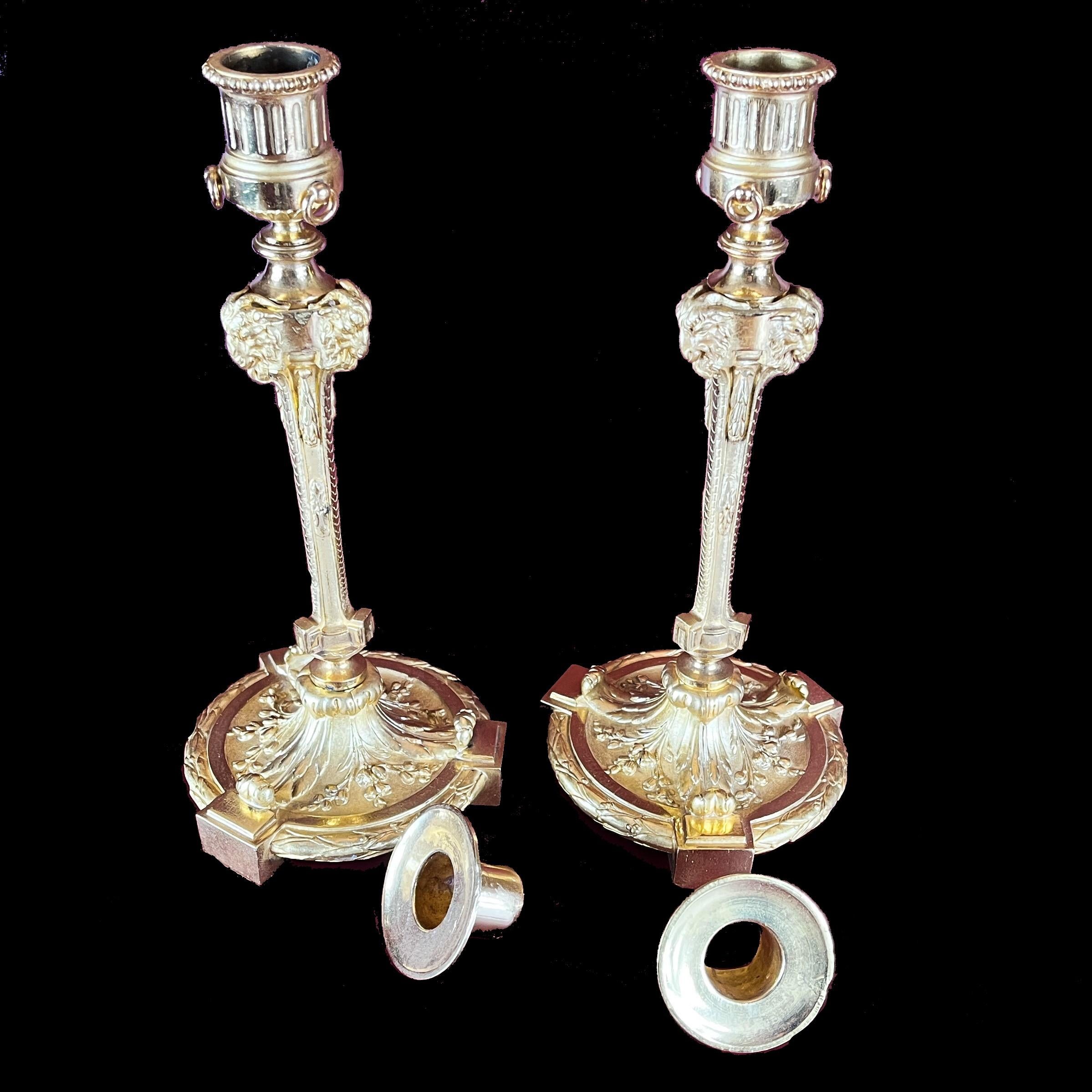Maison Marnyhac - Pair Of Candlesticks - Gilt & Chiseled Bronze - 19th Century In Good Condition For Sale In MOUGINS, FR