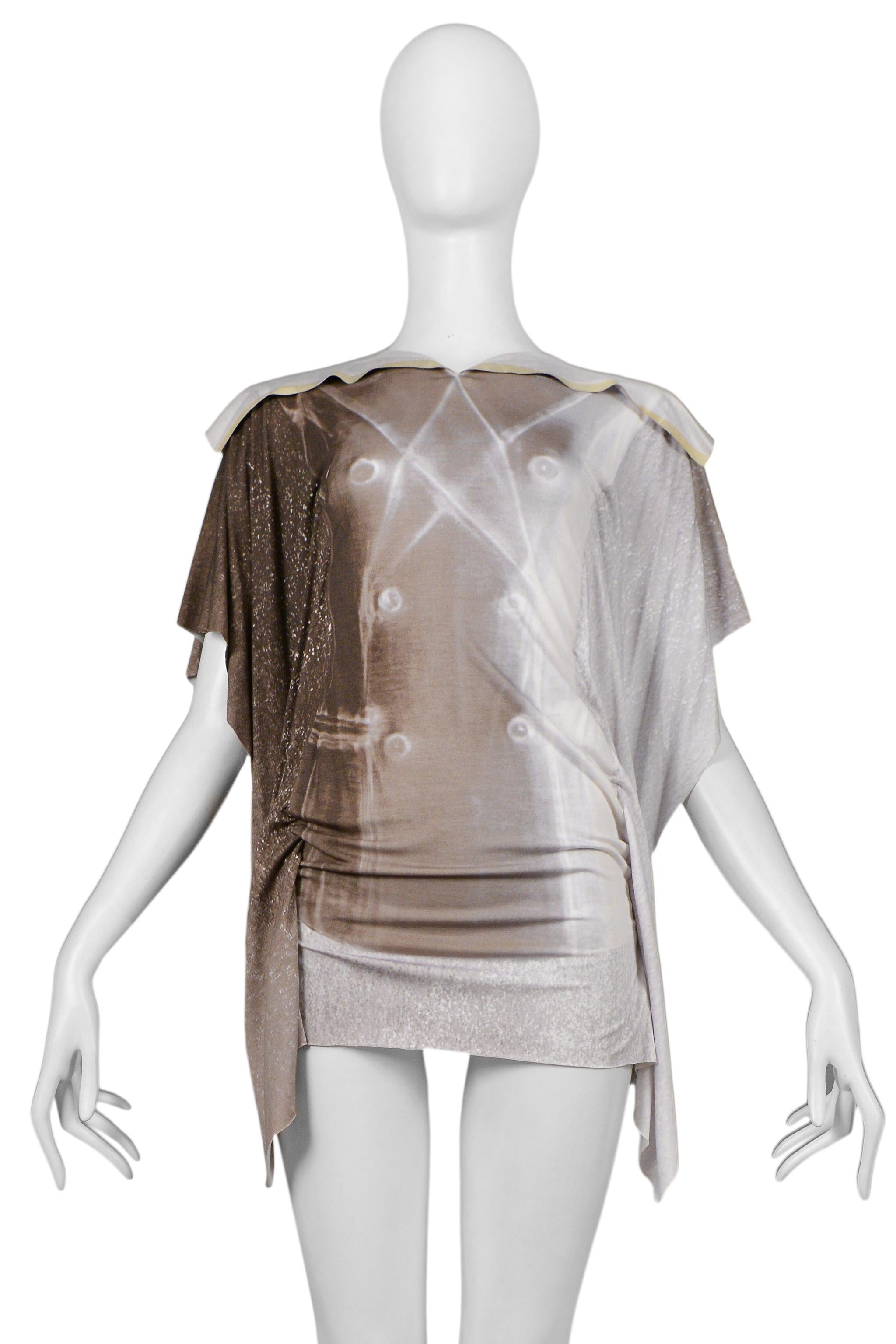 Maison Martin Margiela: handgefertigtes Trompe-l'oeil-Top, 2009 Damen im Angebot
