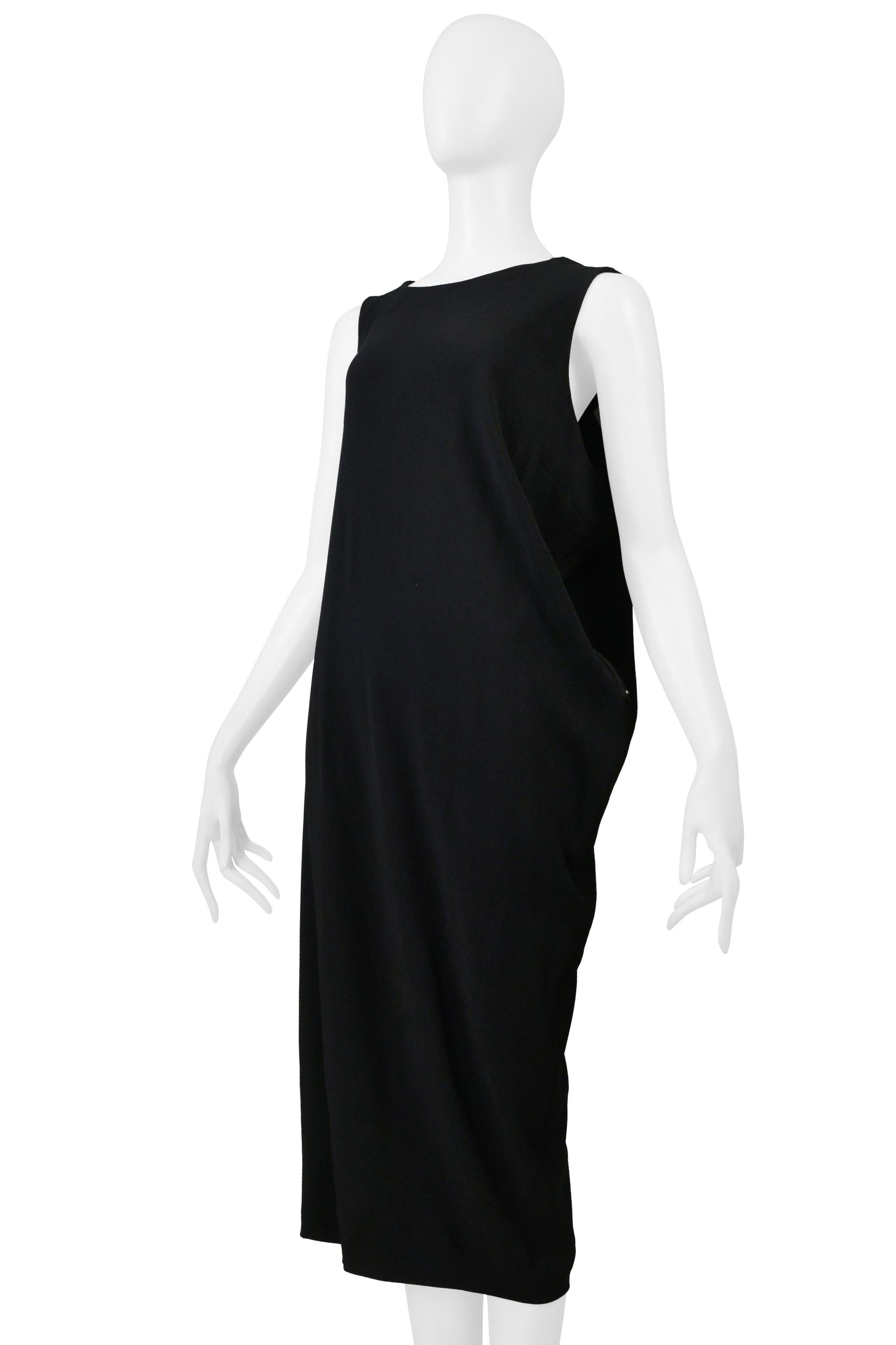 Maison Martin Margiela Schwarzes Asymmetrisches Seidenkleid 2000 im Zustand „Hervorragend“ im Angebot in Los Angeles, CA