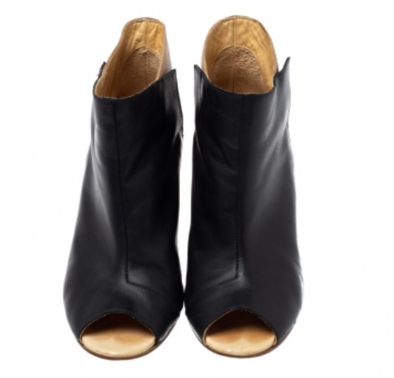 Women's Maison Martin Margiela Black/Beige Leather Peep Toe Ankle Boots Size 39 For Sale