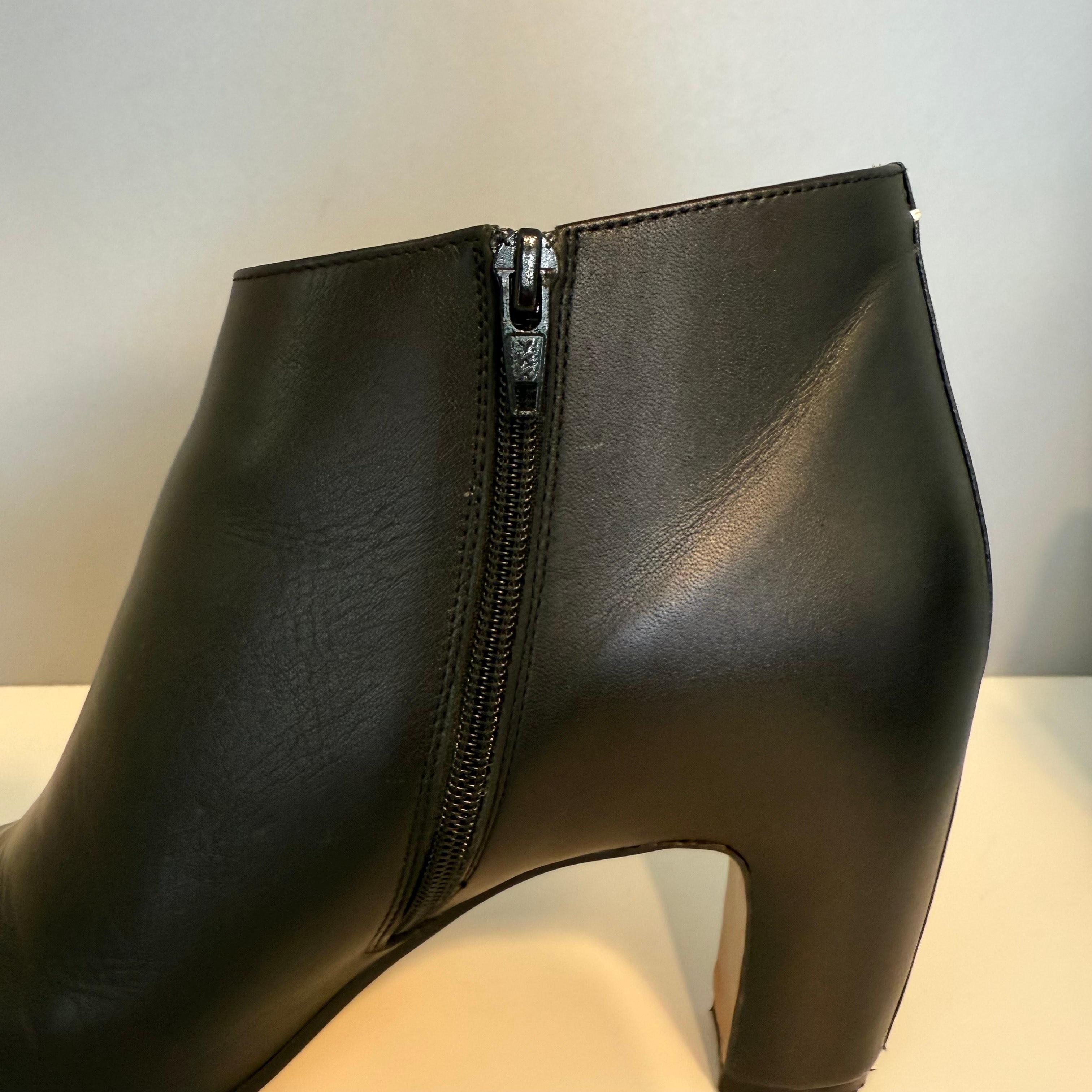 Maison Martin Margiela Cuir noir Open Toe IT 38 Pour femmes en vente