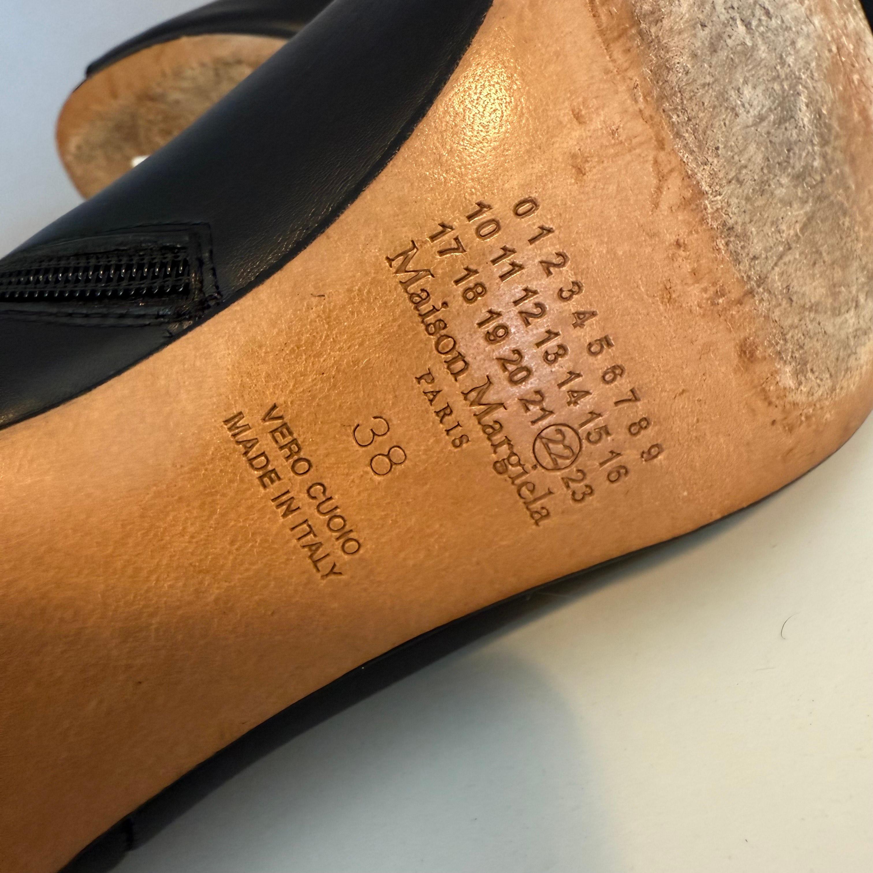 Maison Martin Margiela Cuir noir Open Toe IT 38 en vente 4