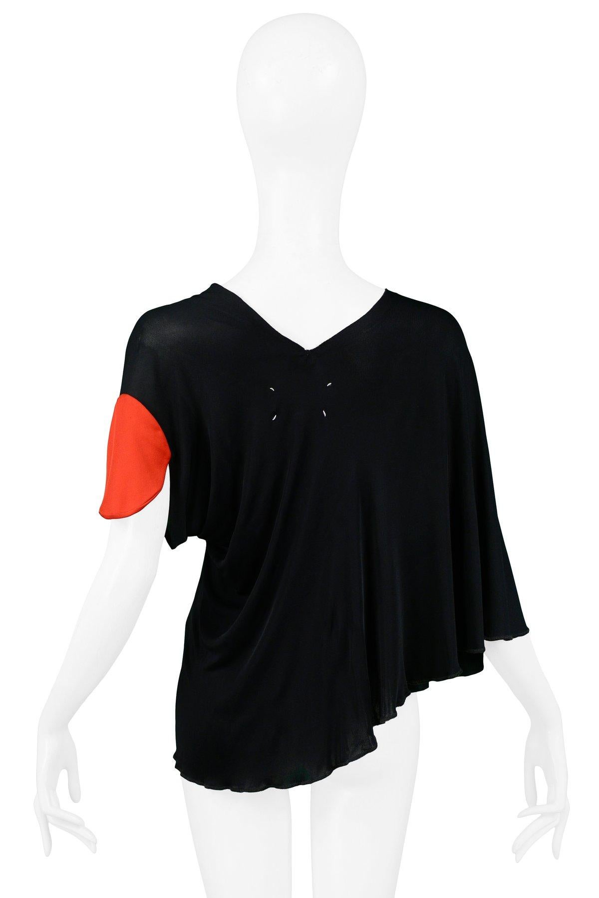 Maison Martin Margiela Black & Red Target Sleeve Top 2007 In Excellent Condition For Sale In Los Angeles, CA