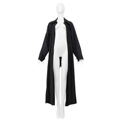 Maison Martin Margiela Imperméable noir brillant Avec  Fente dans le dos 2000