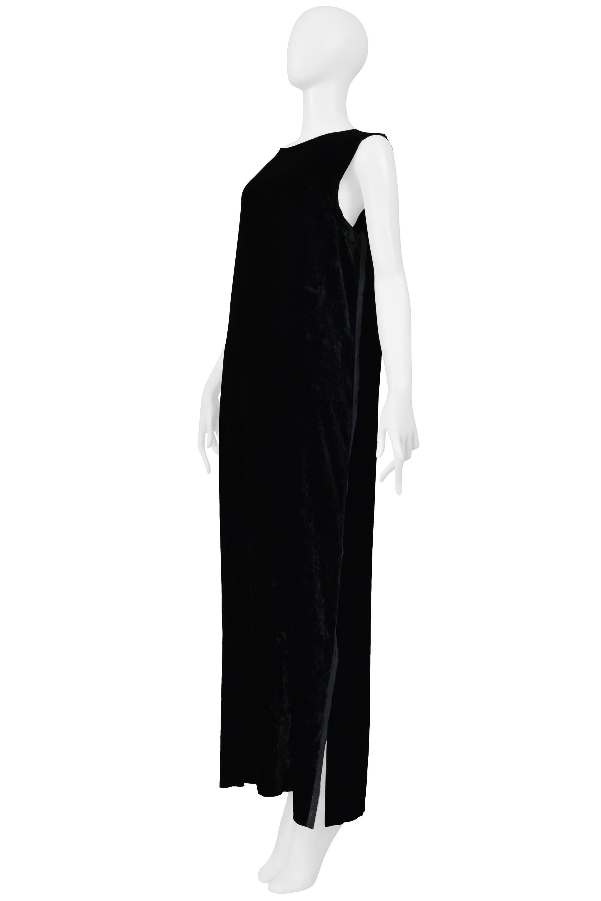 Noir Maison Martin Margiela Robe de soirée sans manches en velours noir avec bordures en selvage 2000 en vente